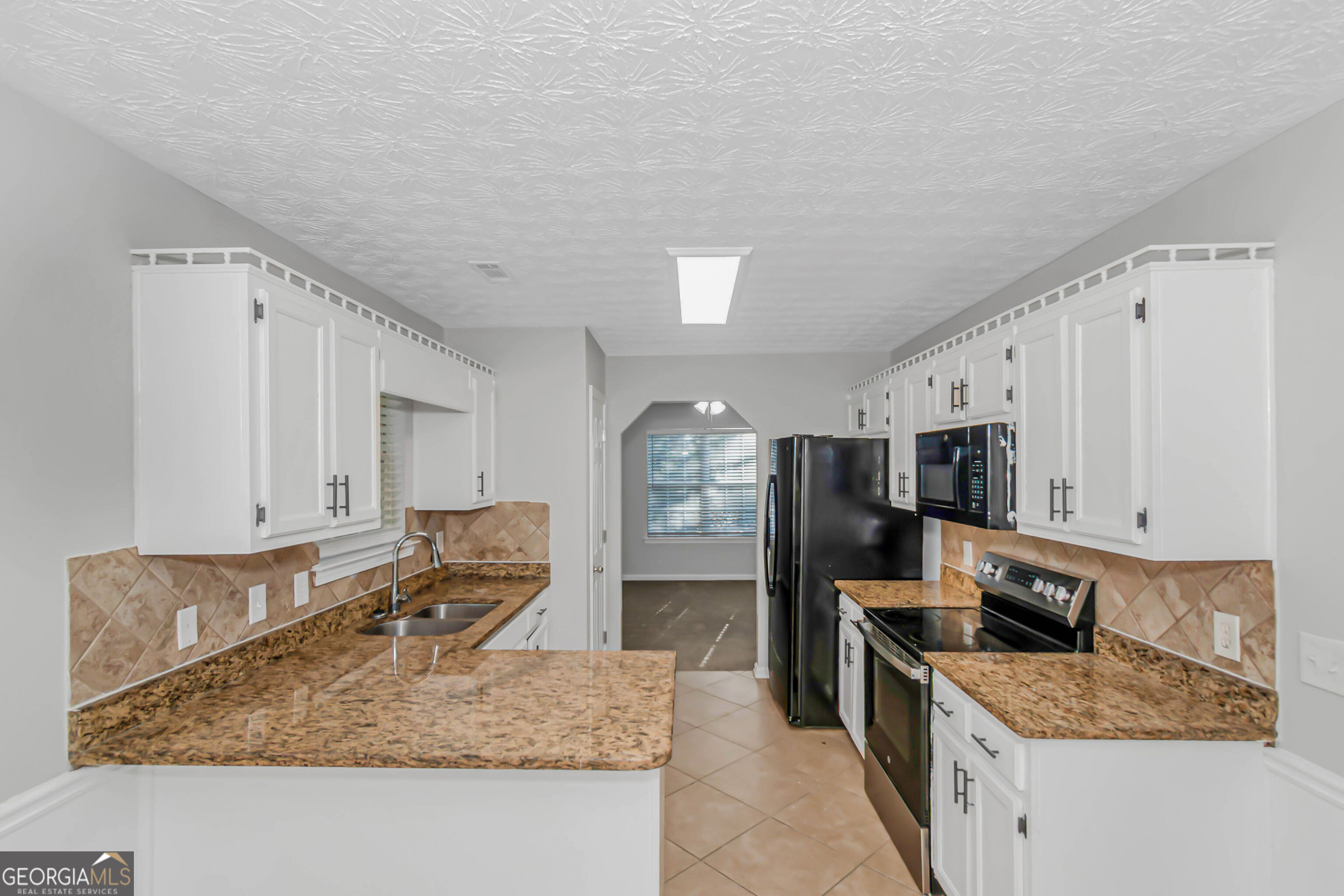 35 Almond Way Property Photo 12