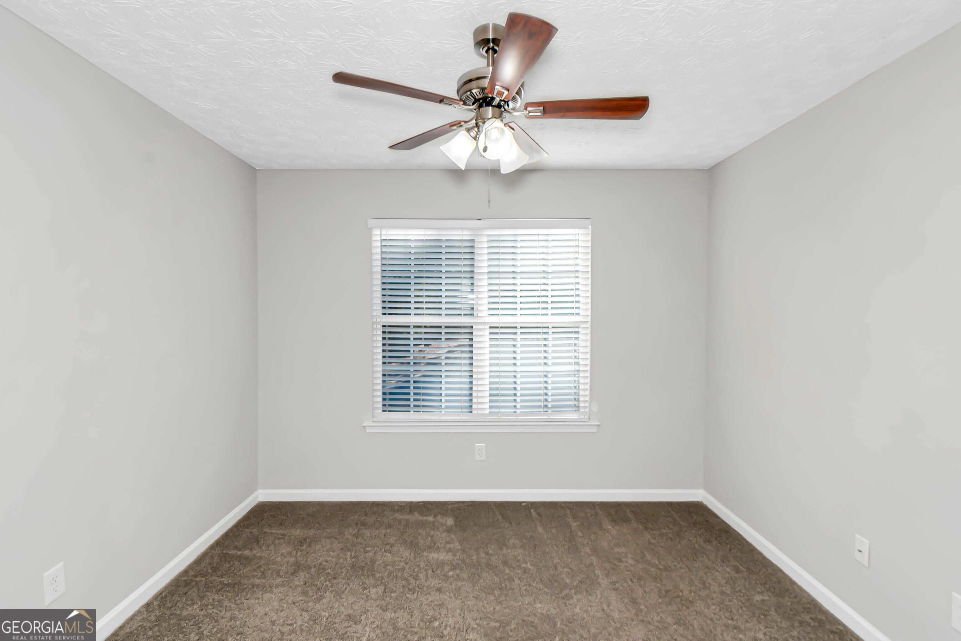 35 Almond Way Property Photo 21