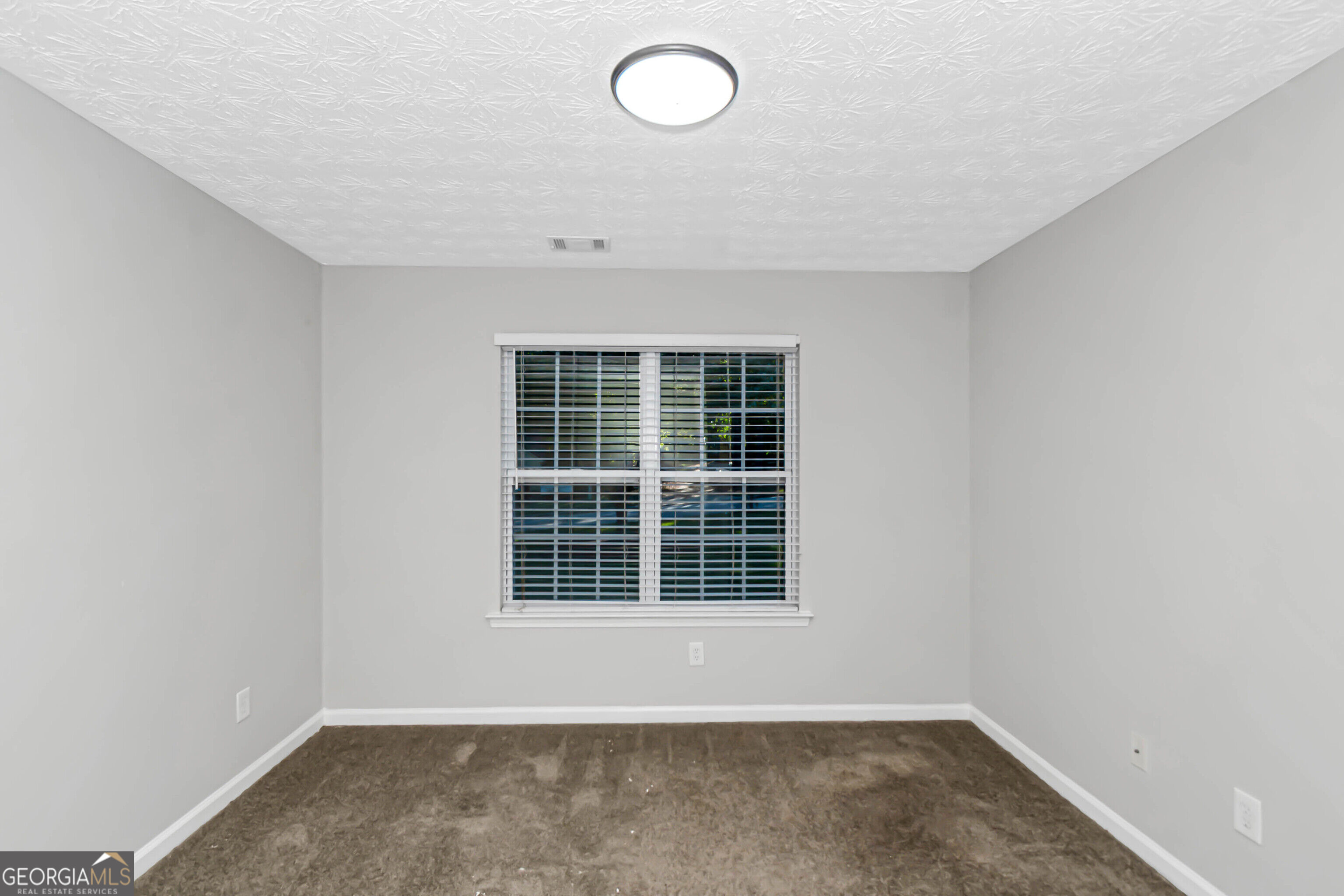 35 Almond Way Property Photo 25