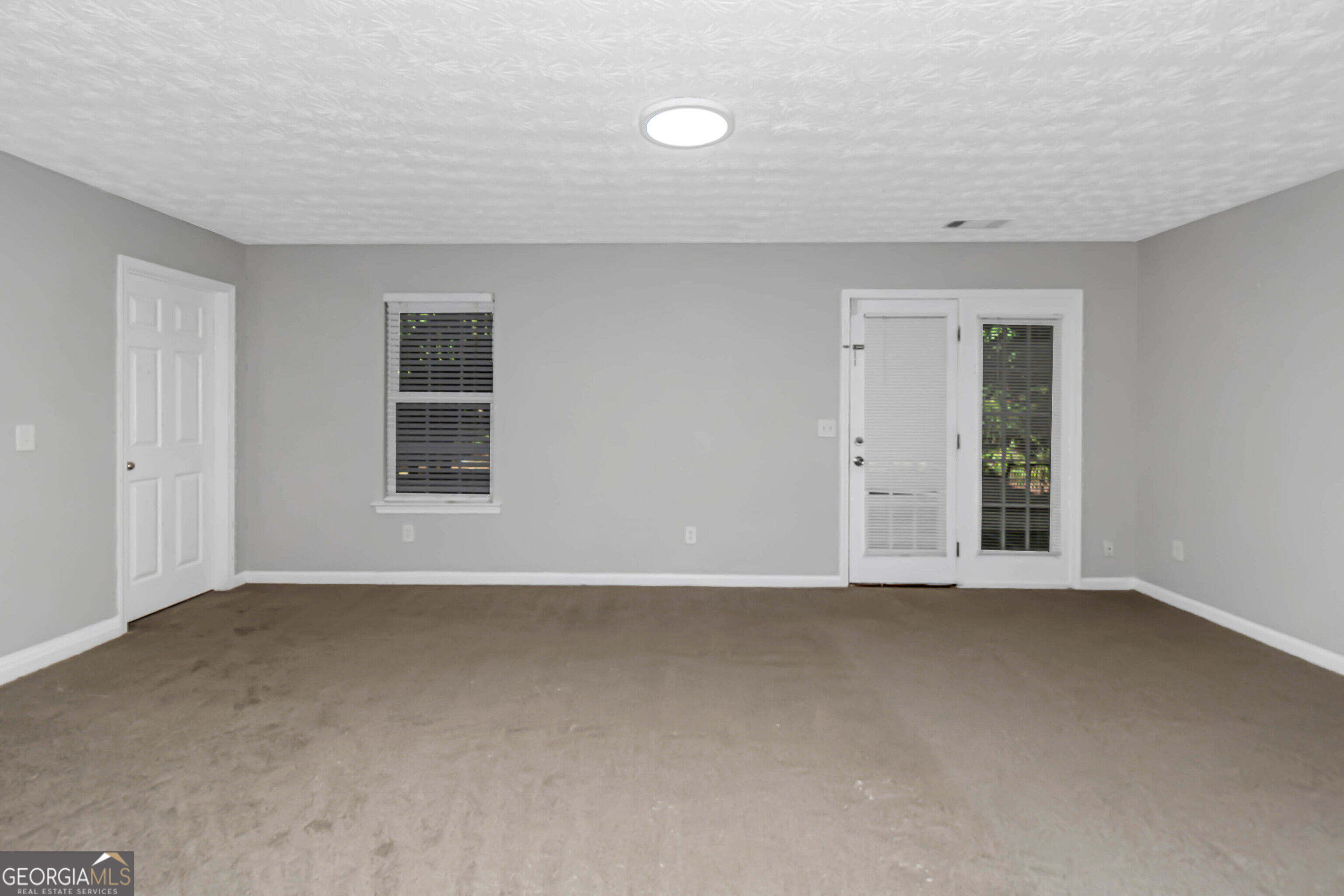 35 Almond Way Property Photo 33