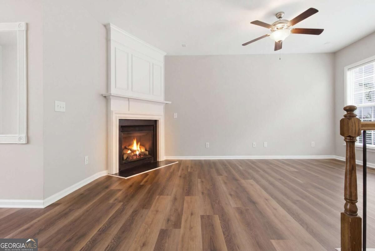 1307 Greychurch Way Property Photo 4