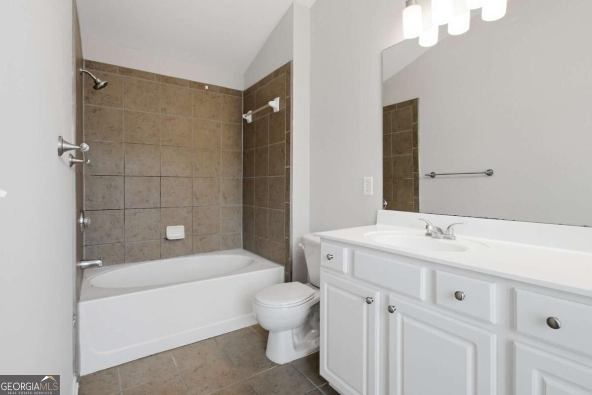 1307 Greychurch Way Property Photo 19