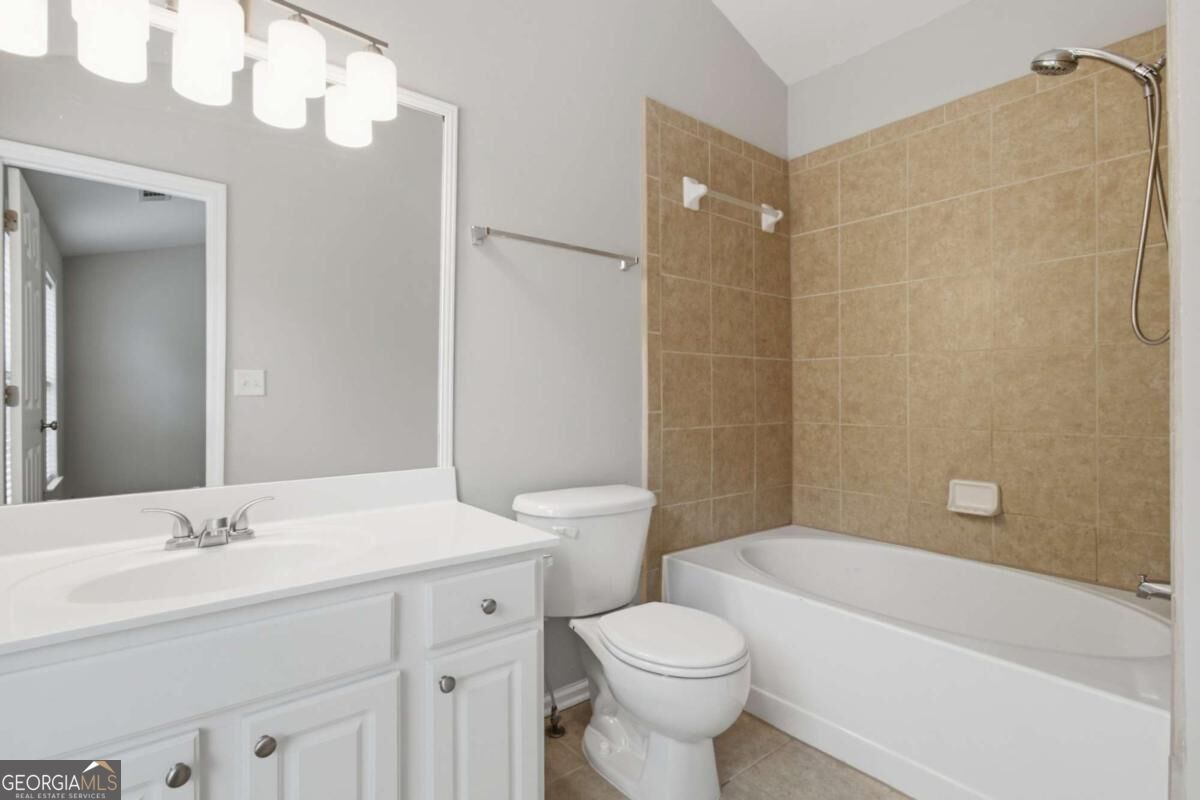 1307 Greychurch Way Property Photo 27
