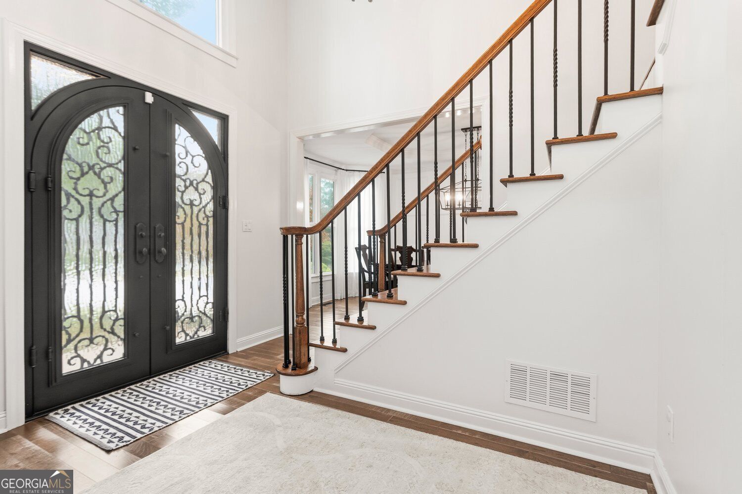5582 Fallsbrook Trace Nw Property Photo 4
