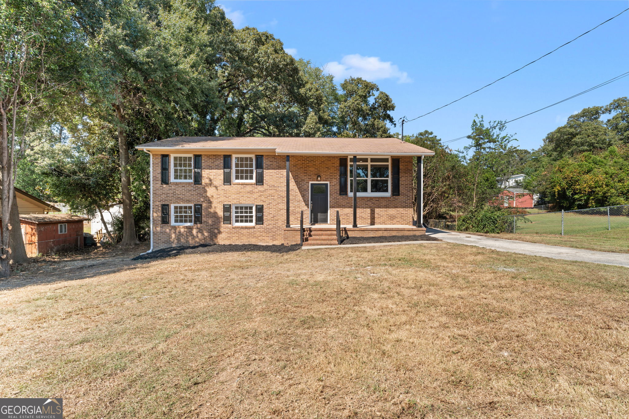 106 Woodridge Drive Property Photo 1