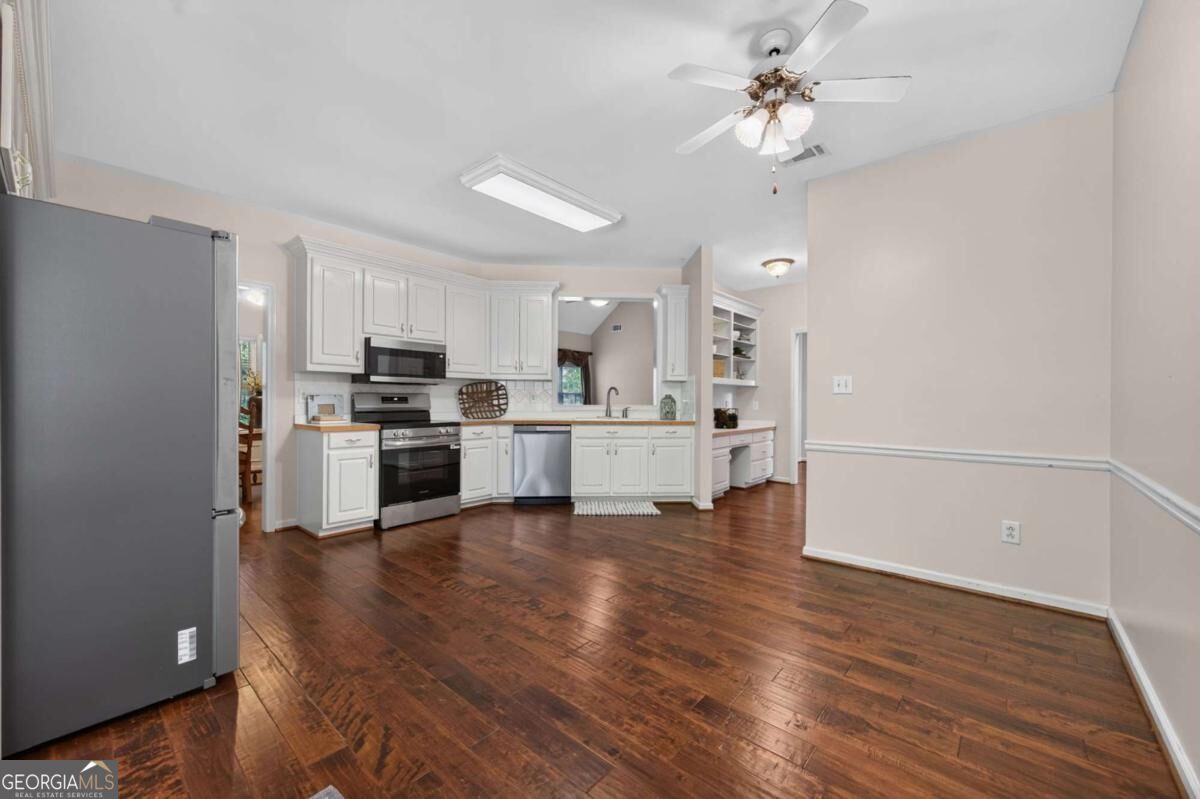 36 Miners Way Property Photo 16