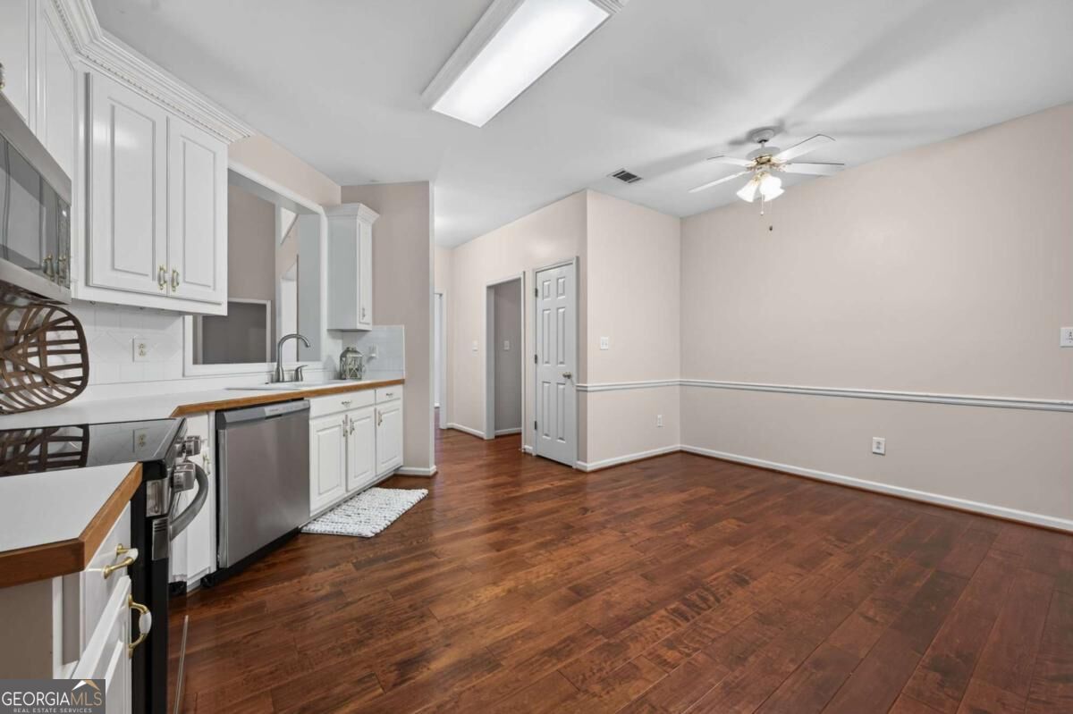 36 Miners Way Property Photo 21