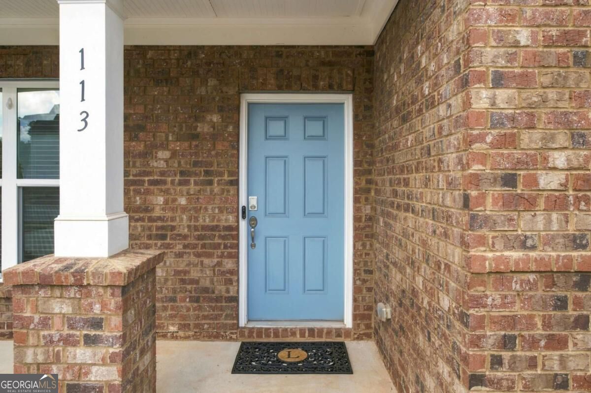 113 Himalaya Way Property Photo 3
