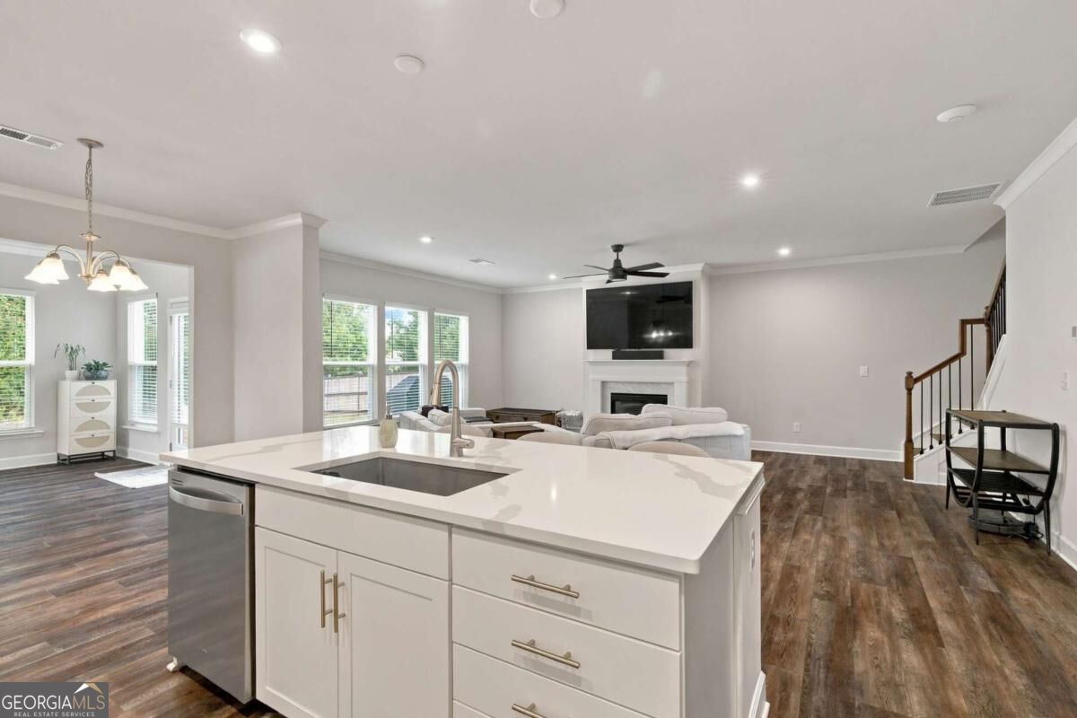 113 Himalaya Way Property Photo 18