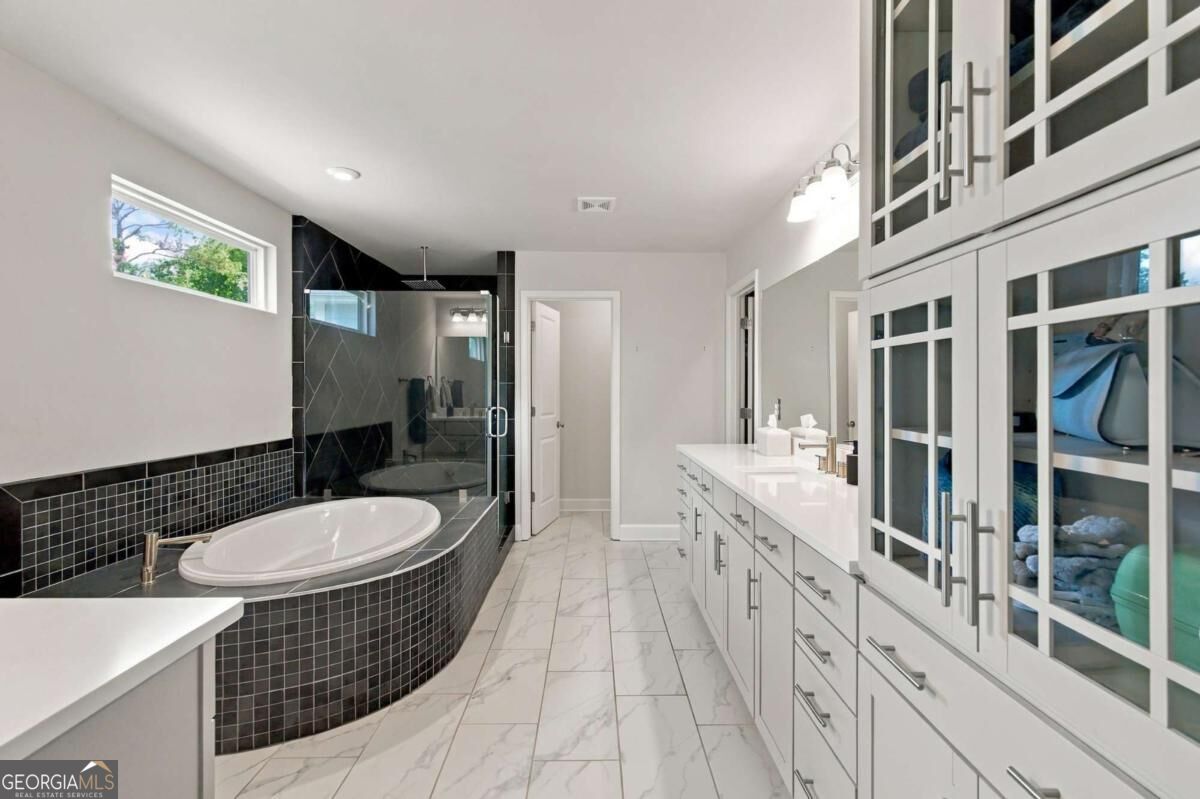 113 Himalaya Way Property Photo 45