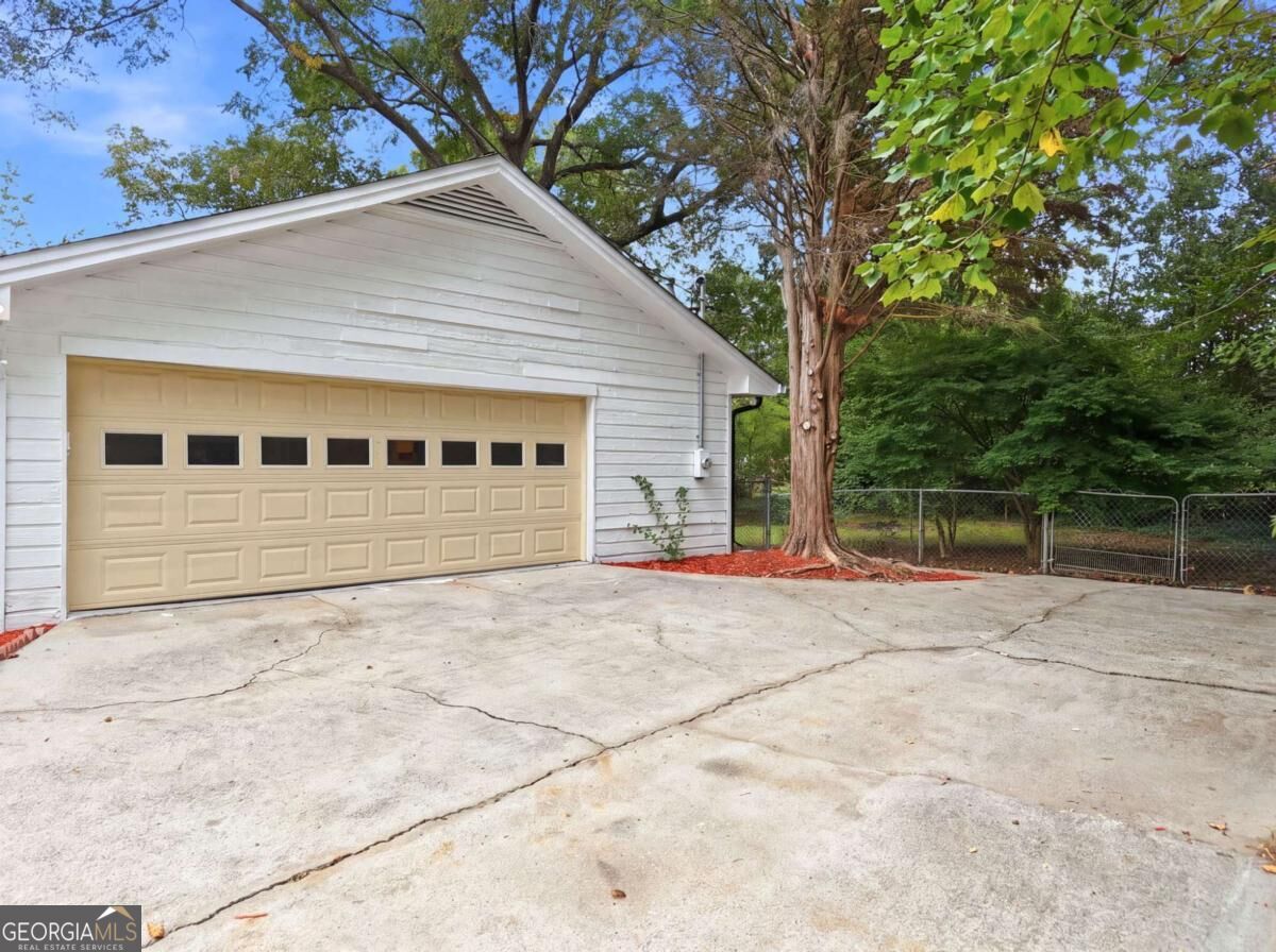3346 San Antonio Drive Property Photo 3