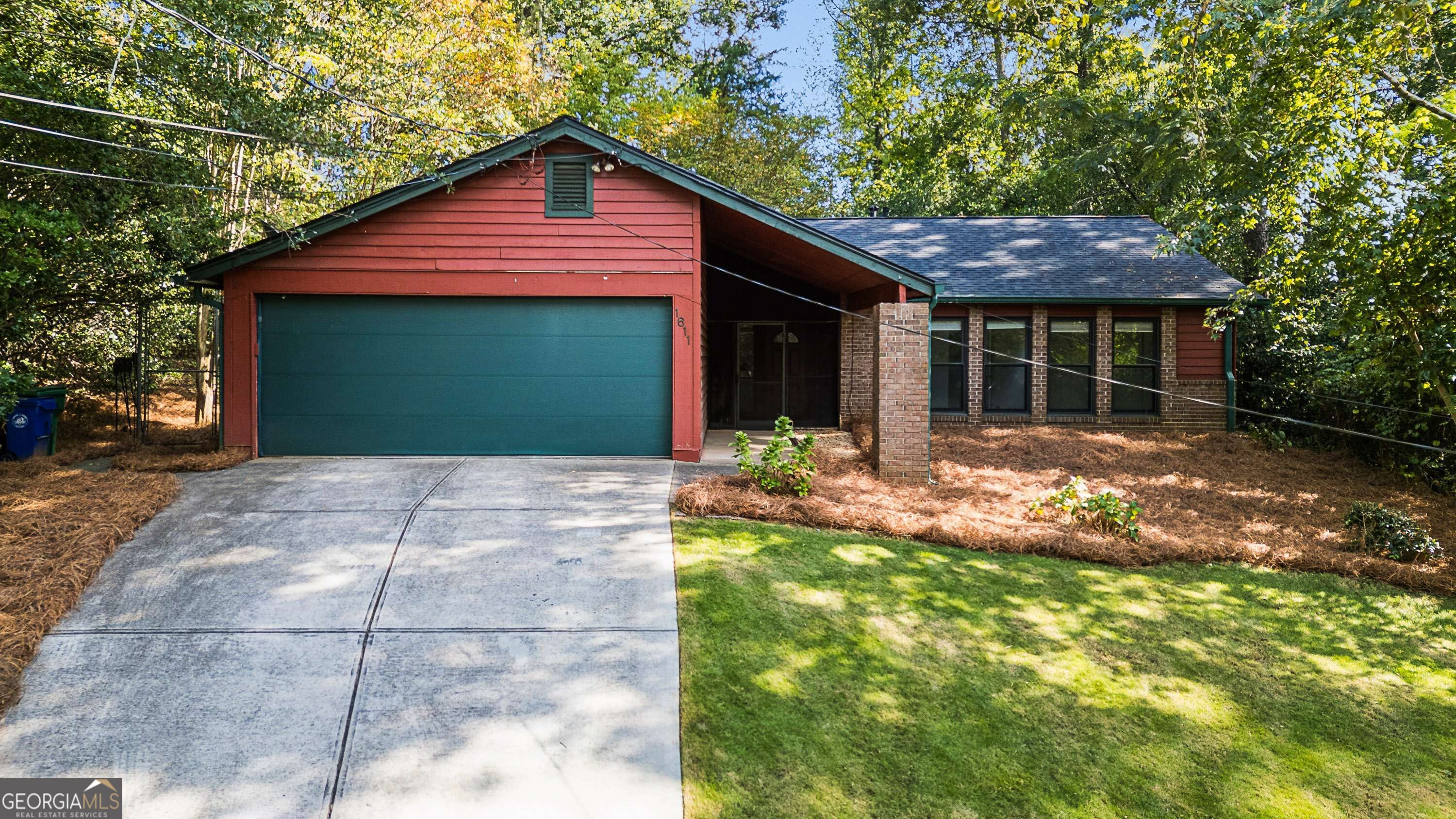 1611 Northlake Springs Court
