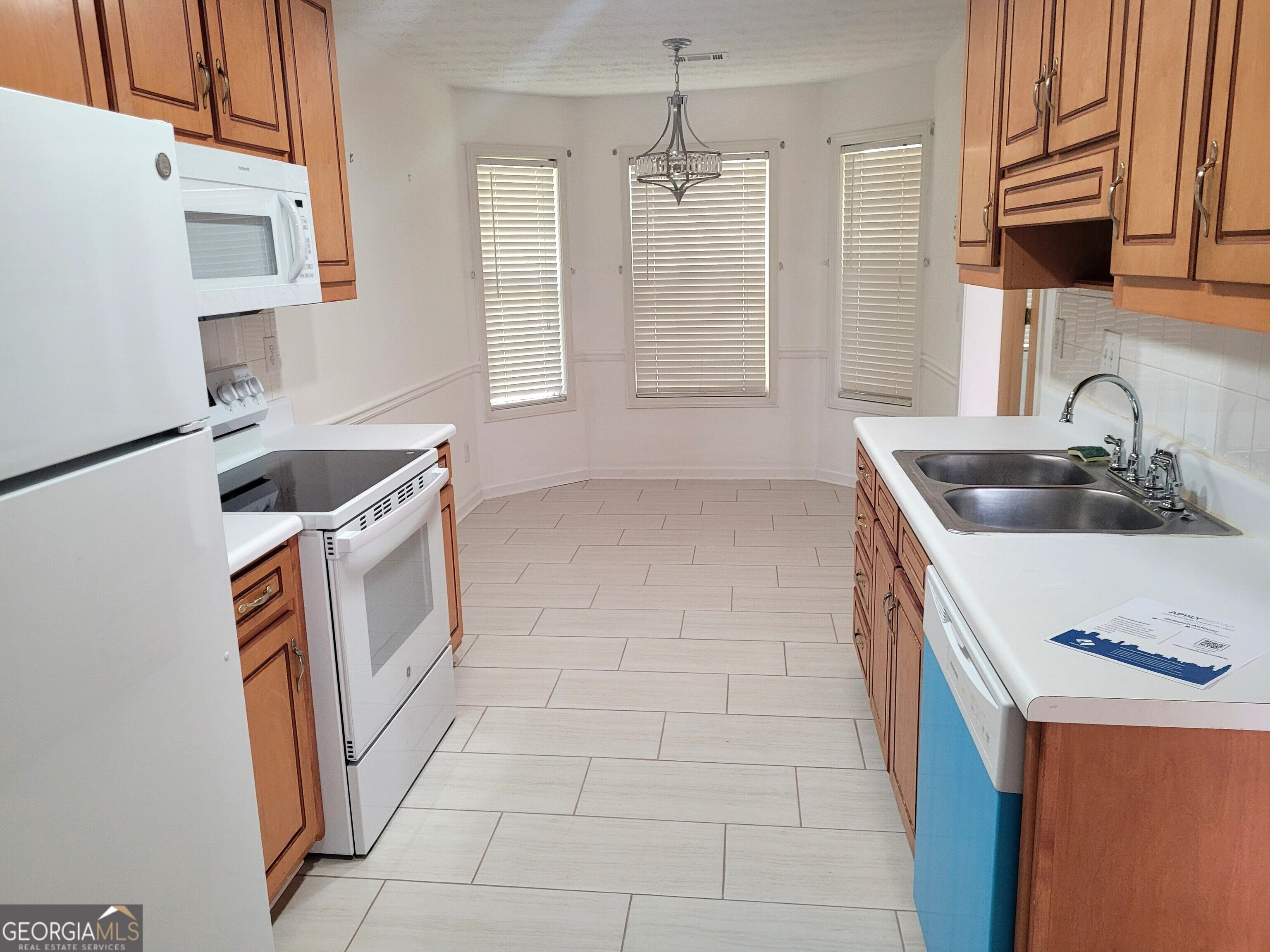 2360 Pettit Drive Ne Property Photo 7