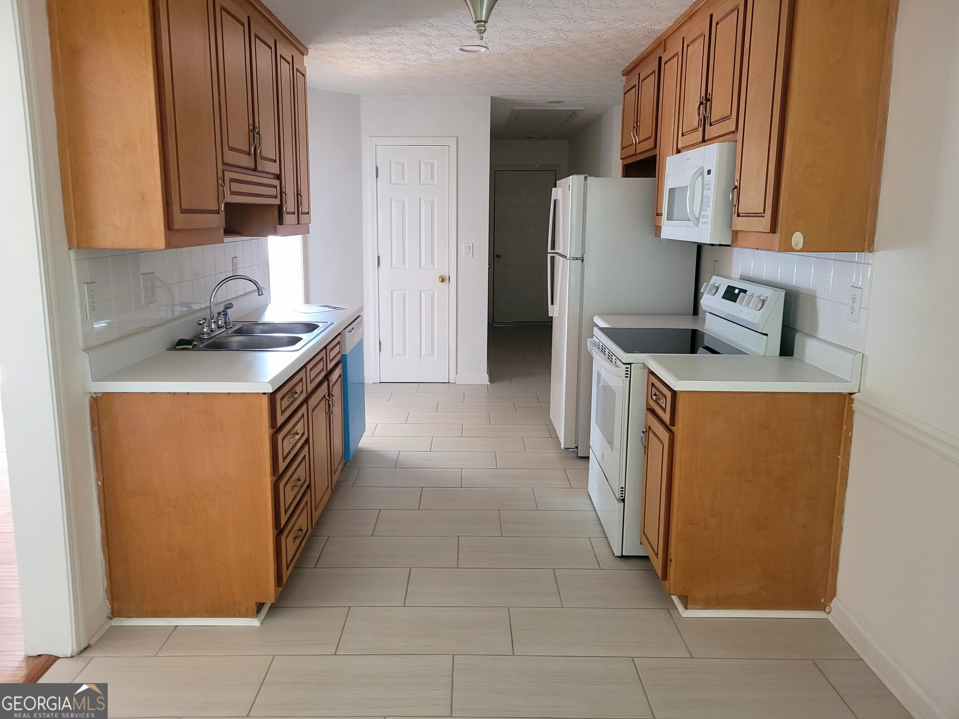 2360 Pettit Drive Ne Property Photo 8