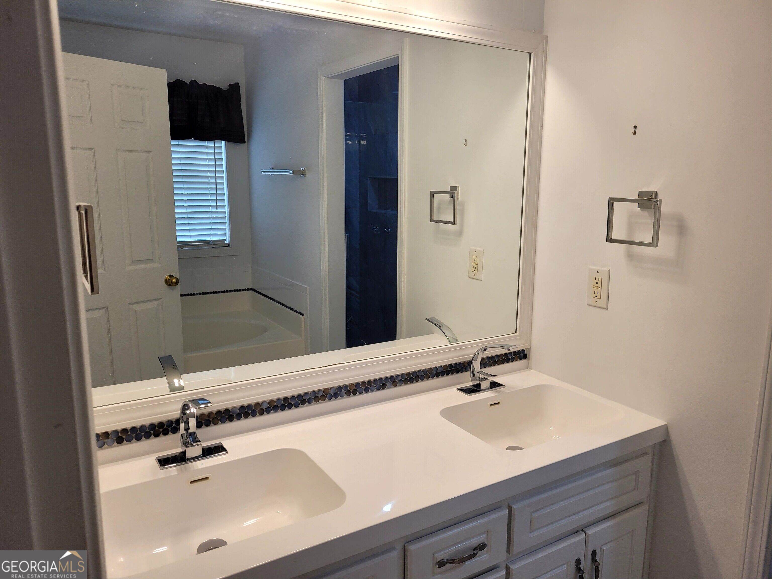 2360 Pettit Drive Ne Property Photo 17
