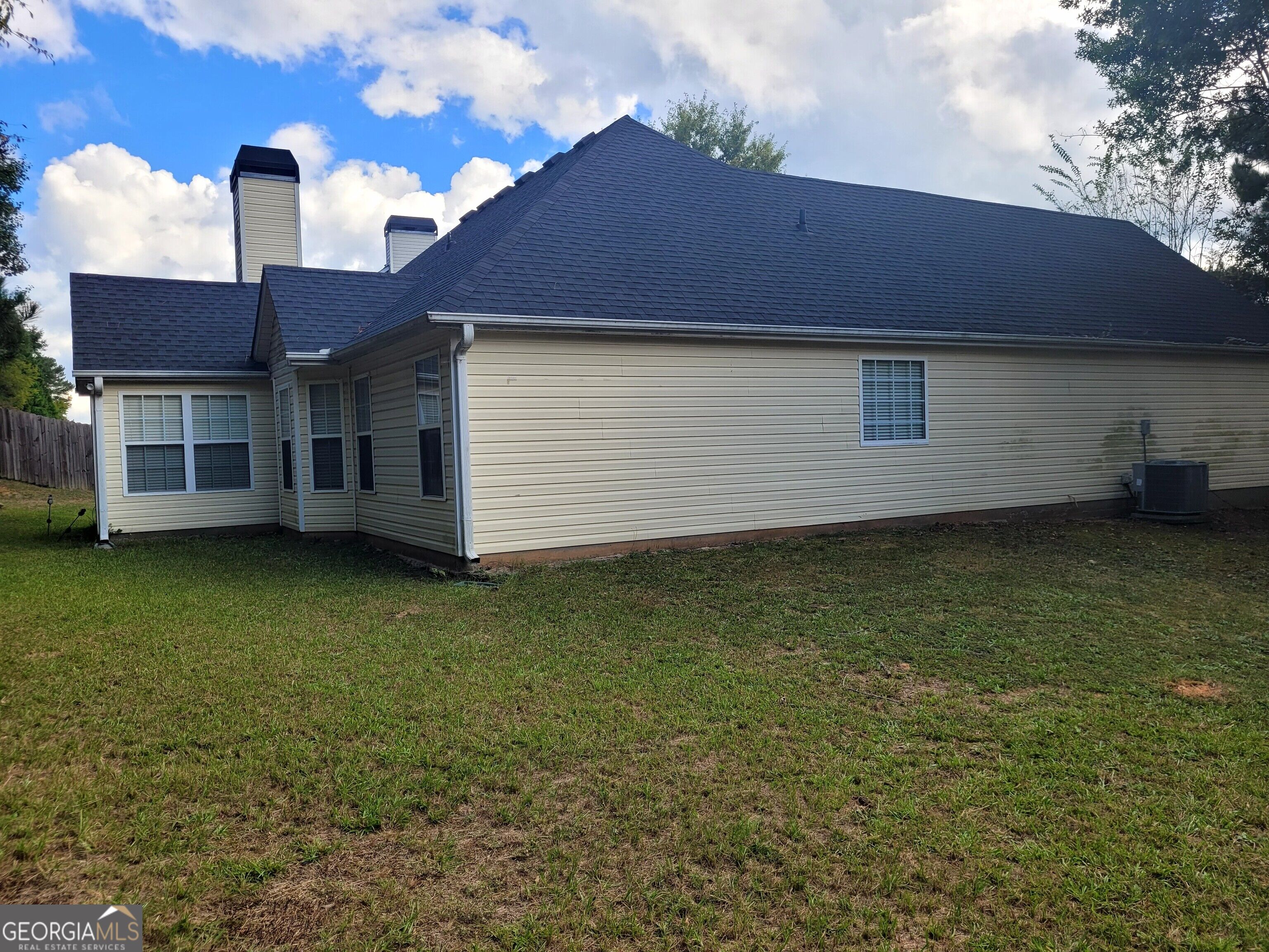2360 Pettit Drive Ne Property Photo 25