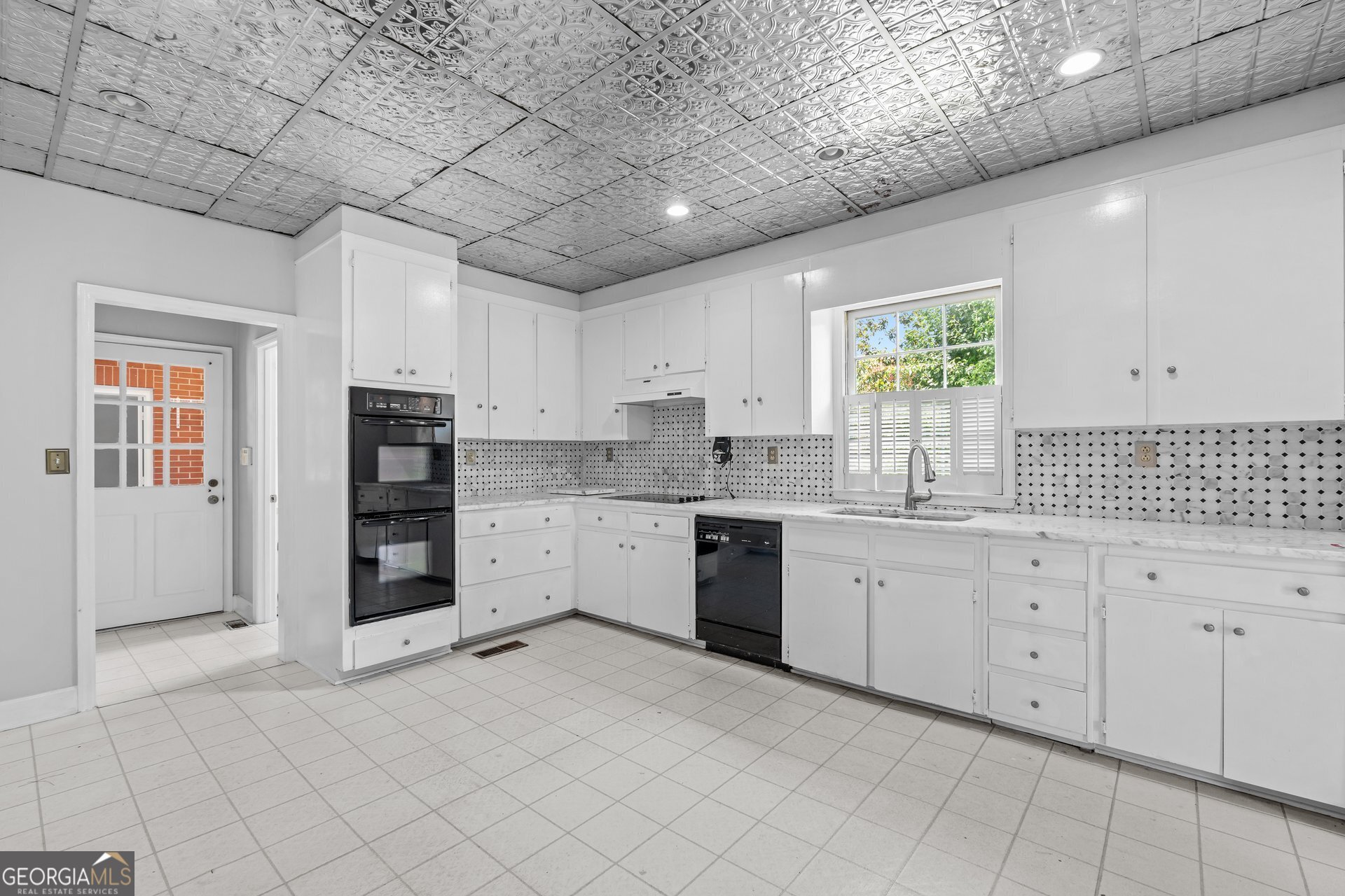 105 Ole Hickory Trail Property Photo 8