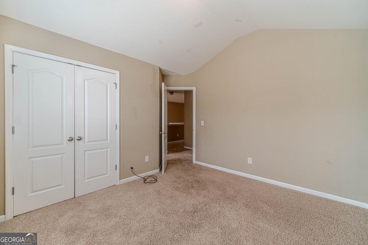 6503 Silk Tree Pointe Property Photo 30