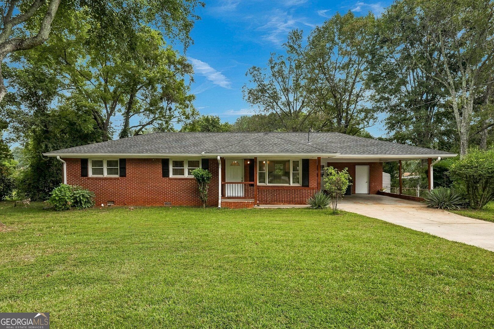 4867 Flint Hill Road Sw Property Photo 1