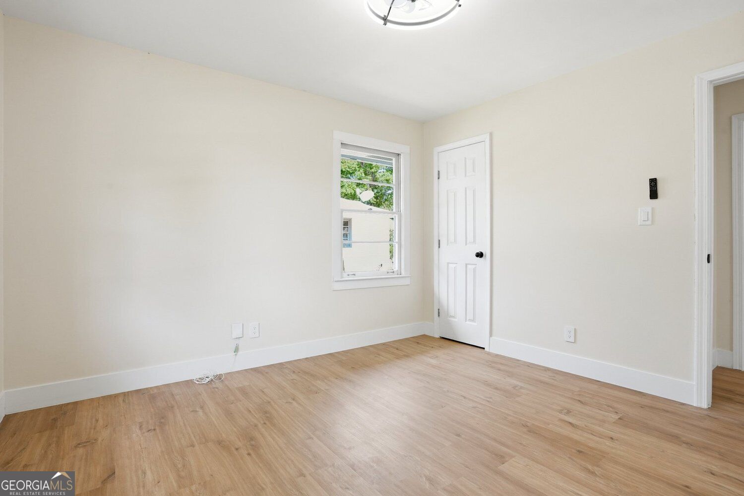 1902 Mural Circle Property Photo 32