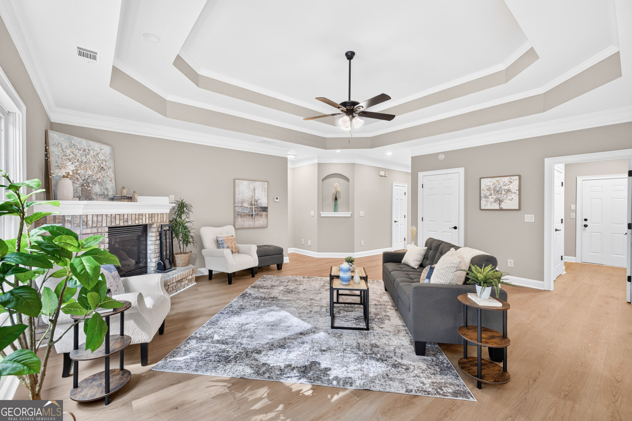 1214 Ridge Hollow Lane Property Photo 8