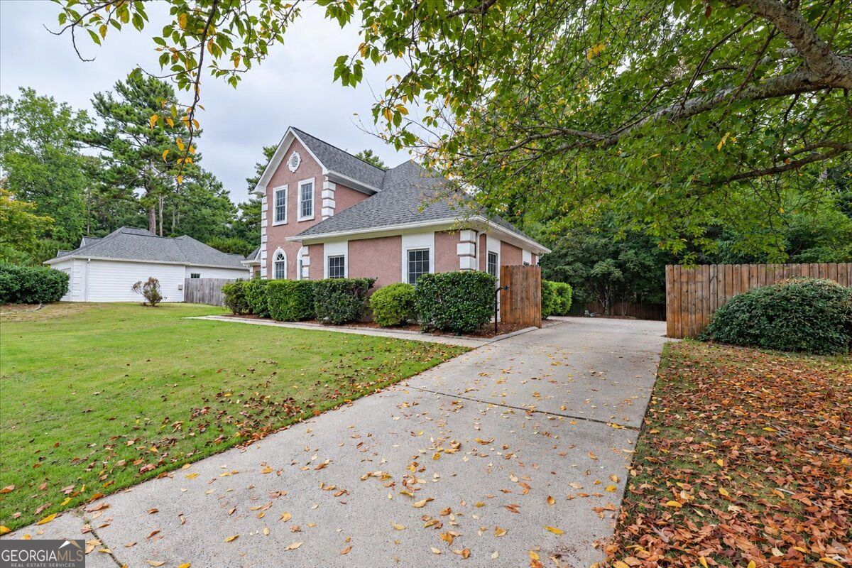 2374 Battle Forest Drive Sw Property Photo 3