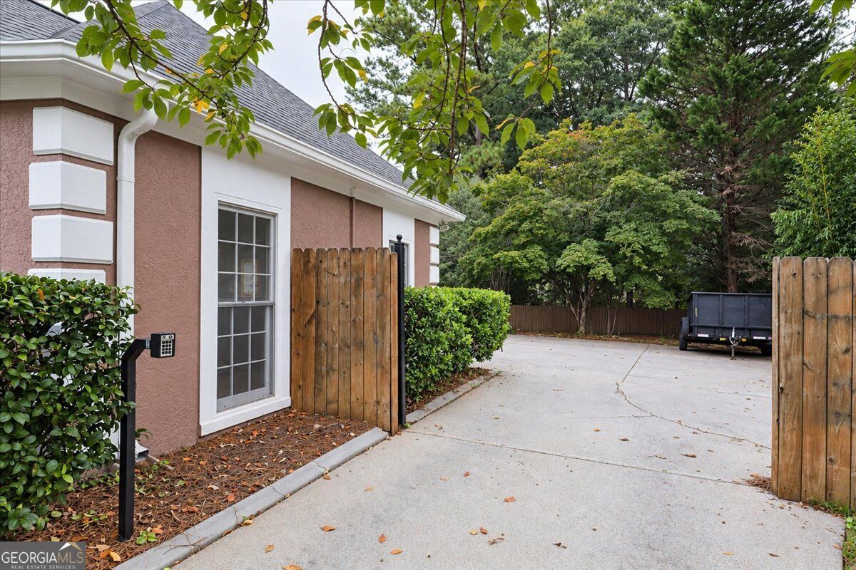 2374 Battle Forest Drive Sw Property Photo 4