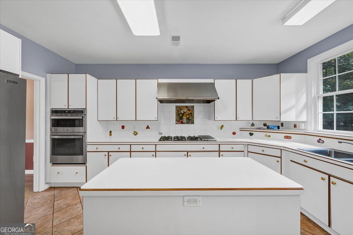 2374 Battle Forest Drive Sw Property Photo 15