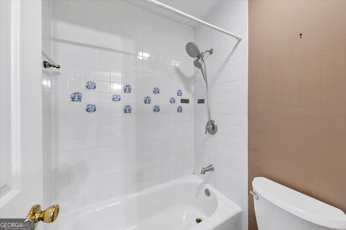 2374 Battle Forest Drive Sw Property Photo 30