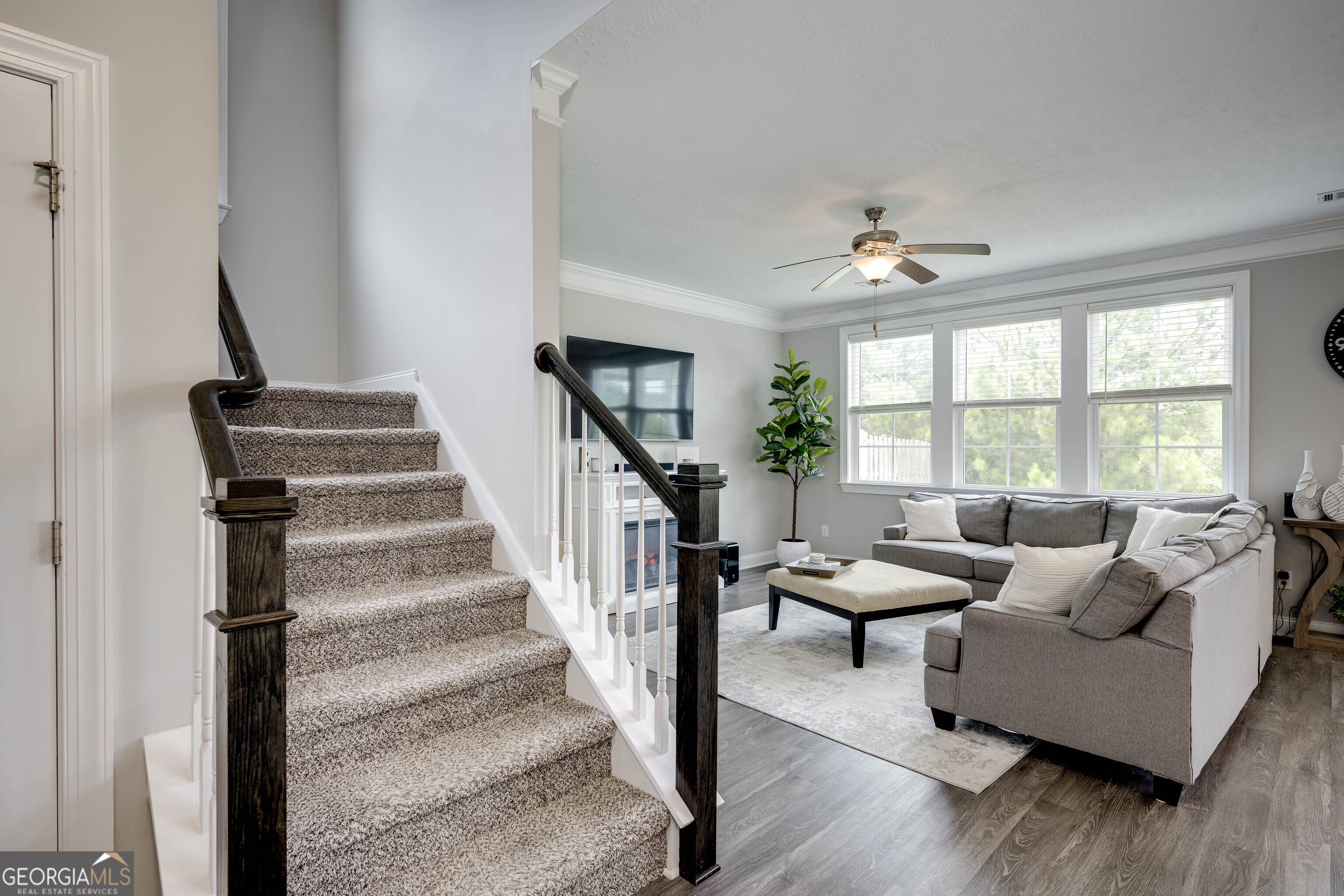 401 Longmeadow Drive Property Photo 17