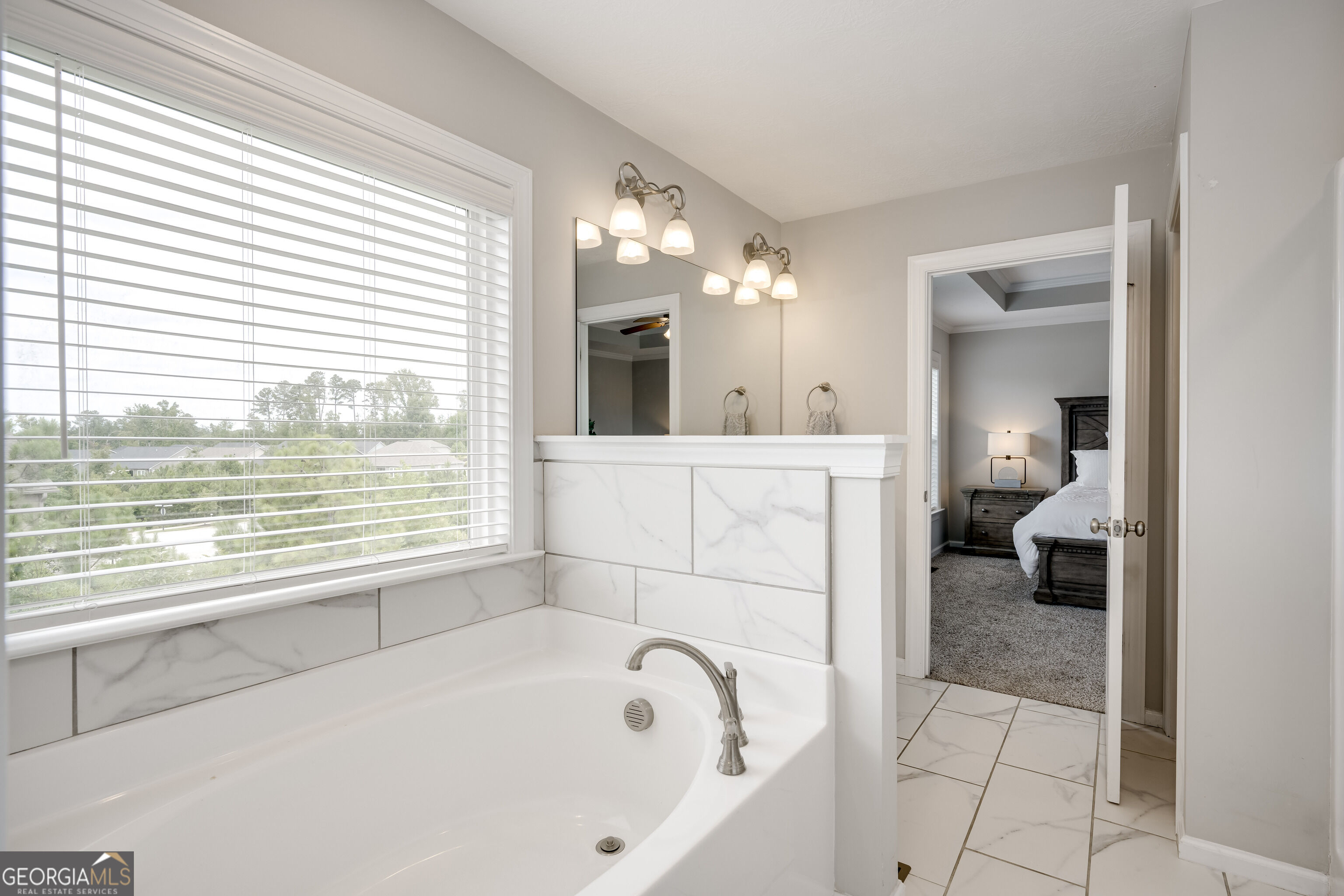 401 Longmeadow Drive Property Photo 23