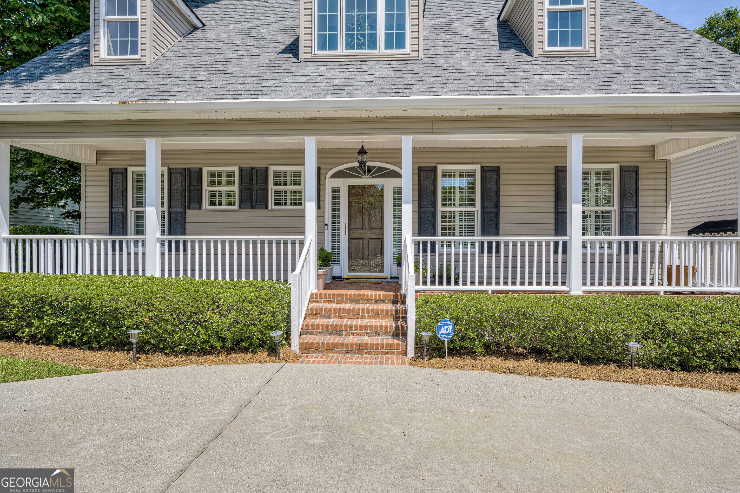 225 Water Oak Drive Property Photo 4