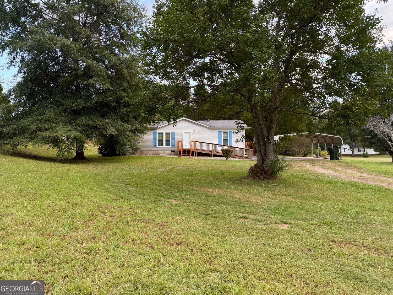 3015 Tommy Dillard Road Property Photo 2