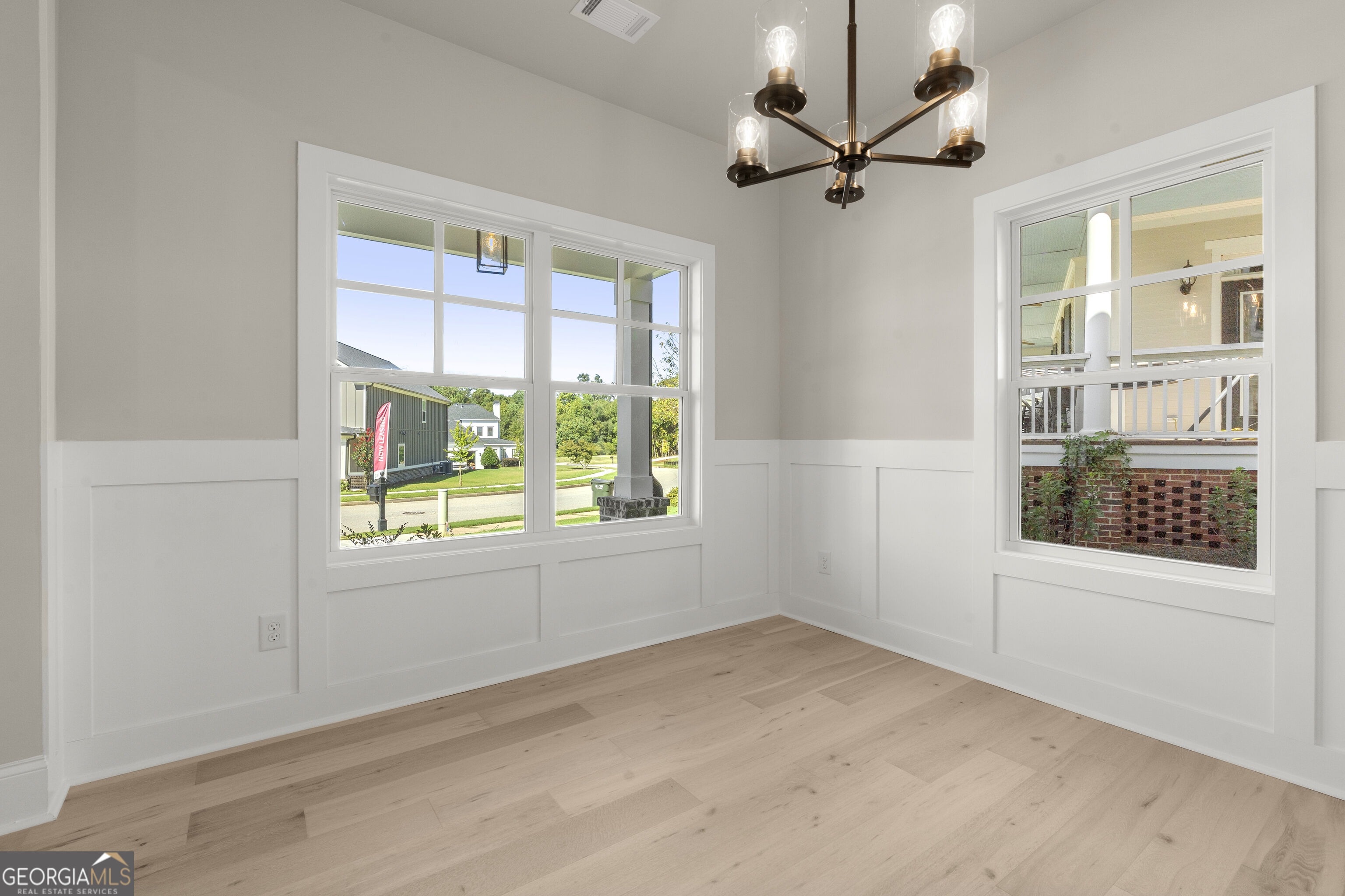 4290 Brookhaven Drive Se Property Photo 13