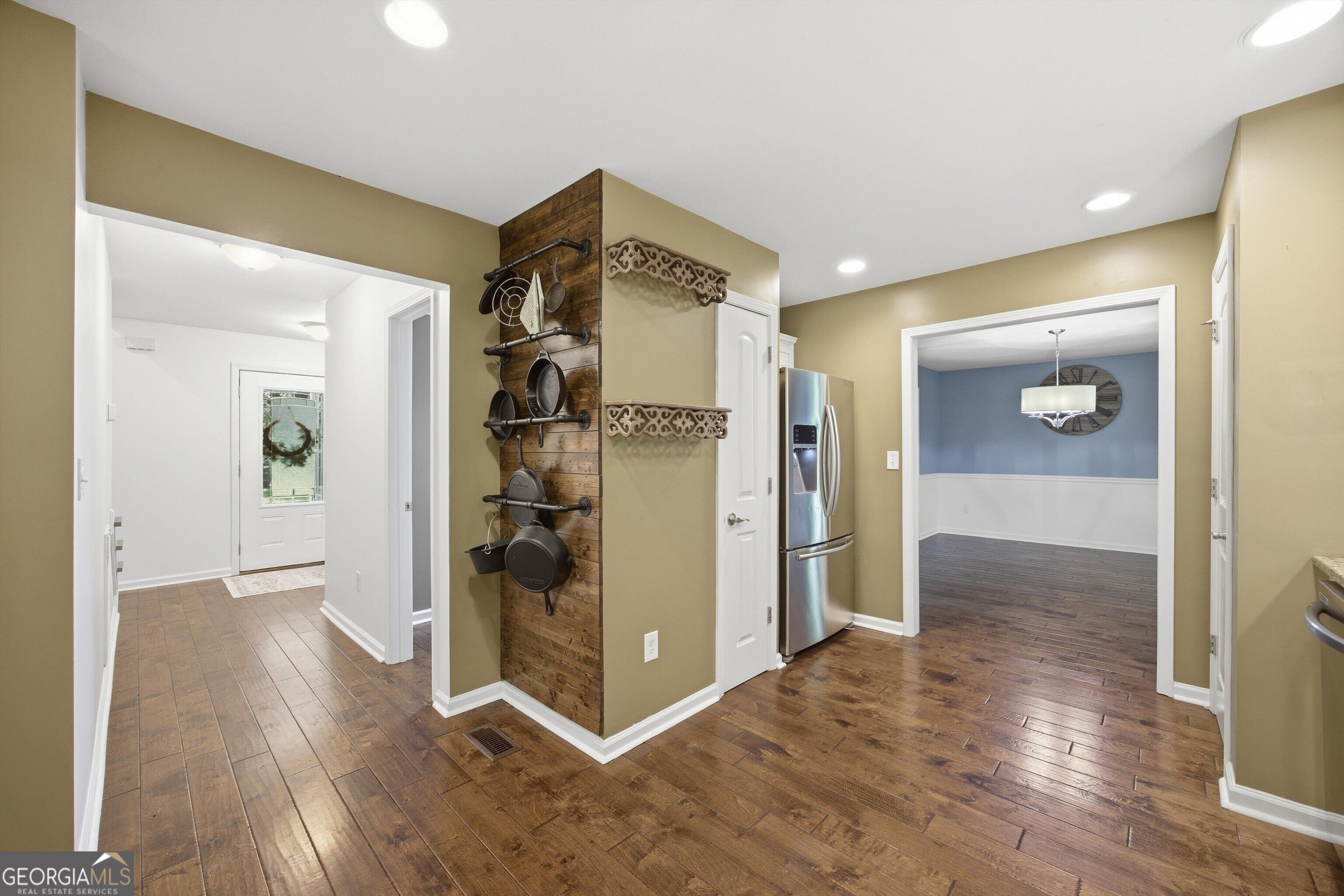 117 S Forest Road Property Photo 14
