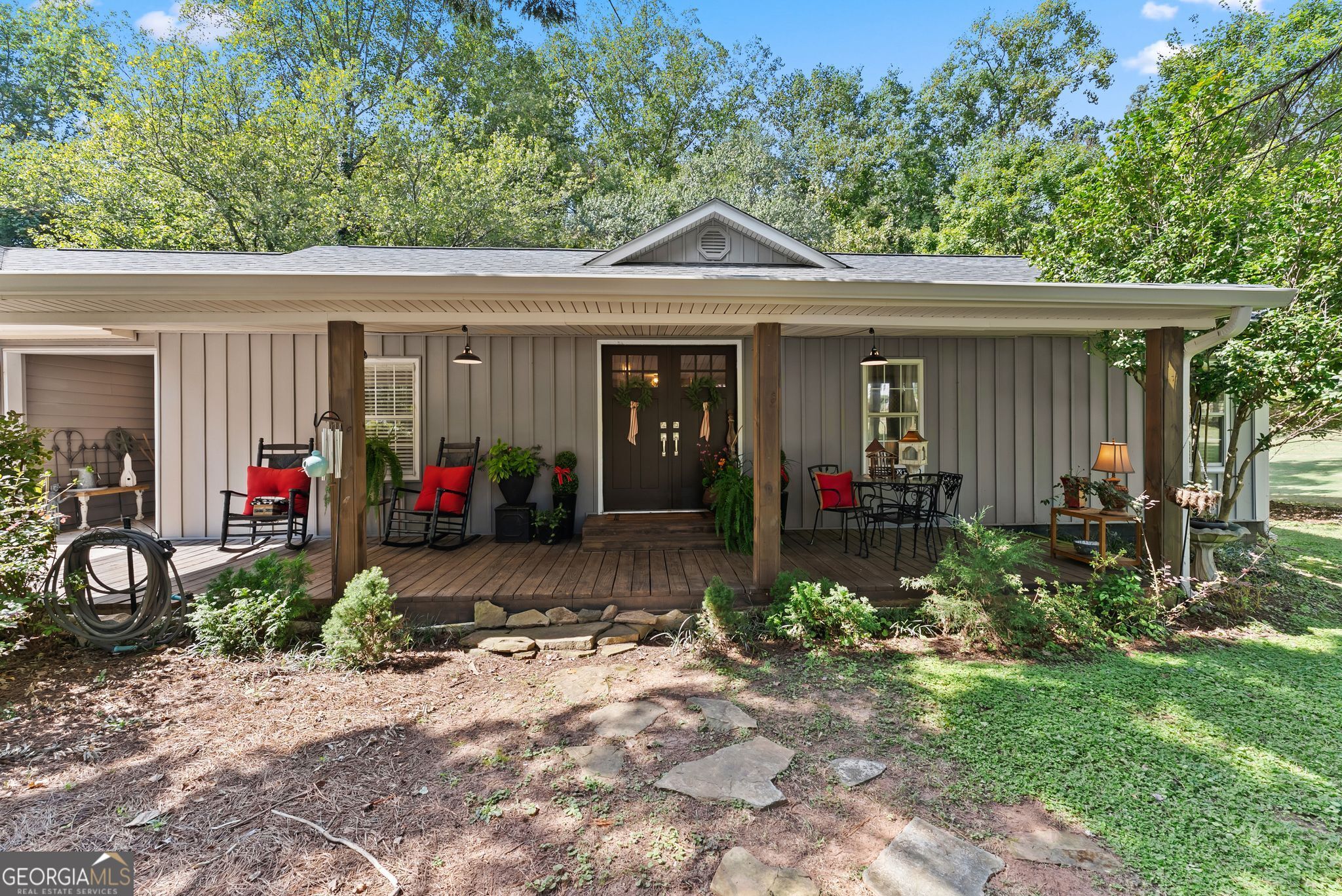 7210 Pine Court Property Photo 1