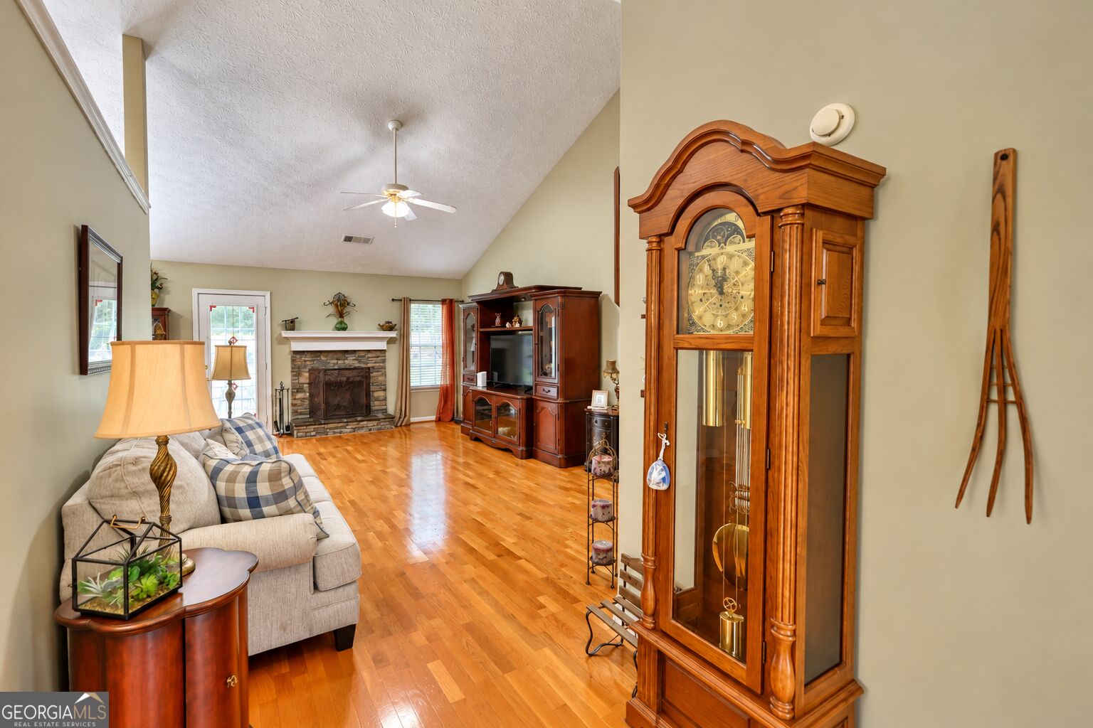 1038 Orchard Circle Property Photo 10