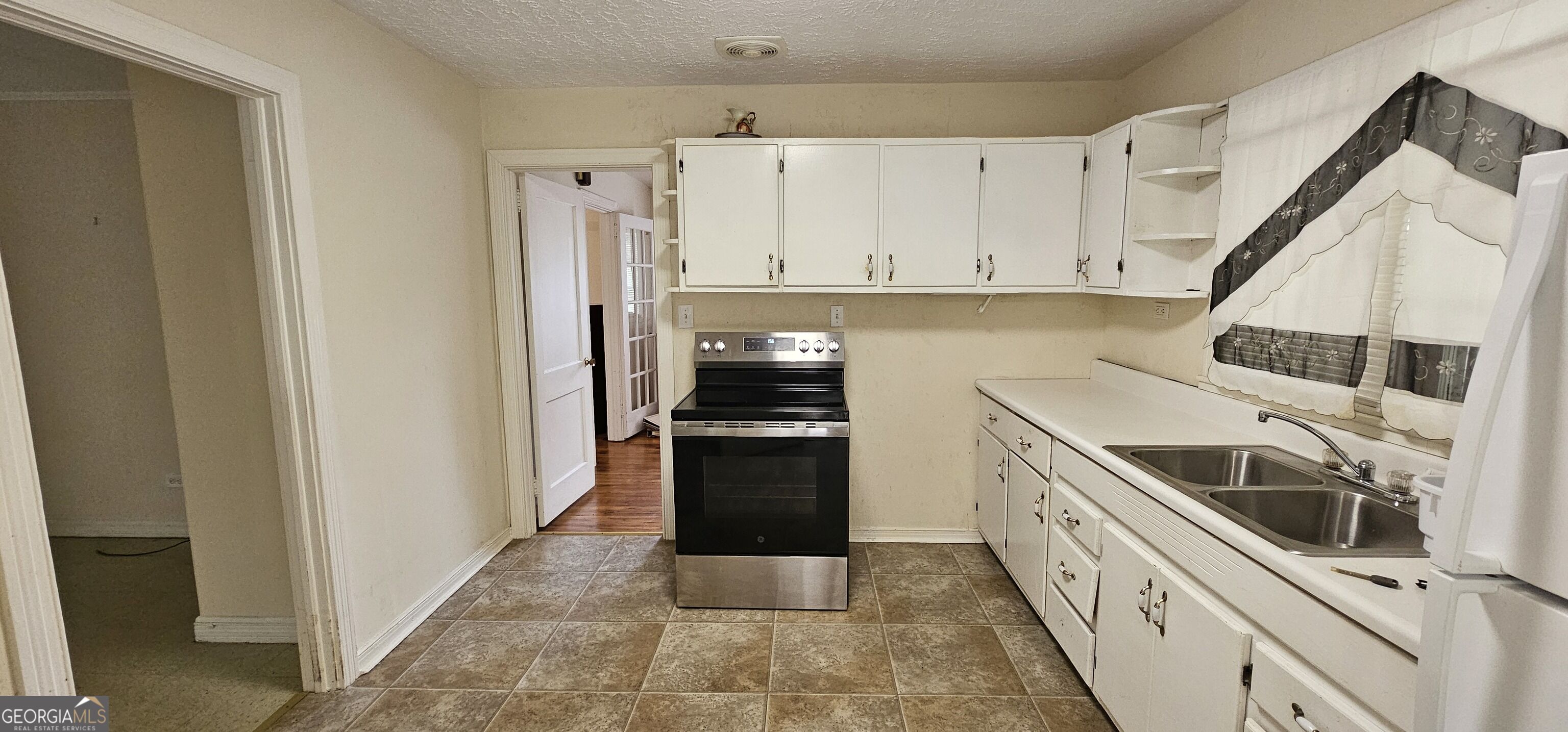 75 Pressley Lane Property Photo 3