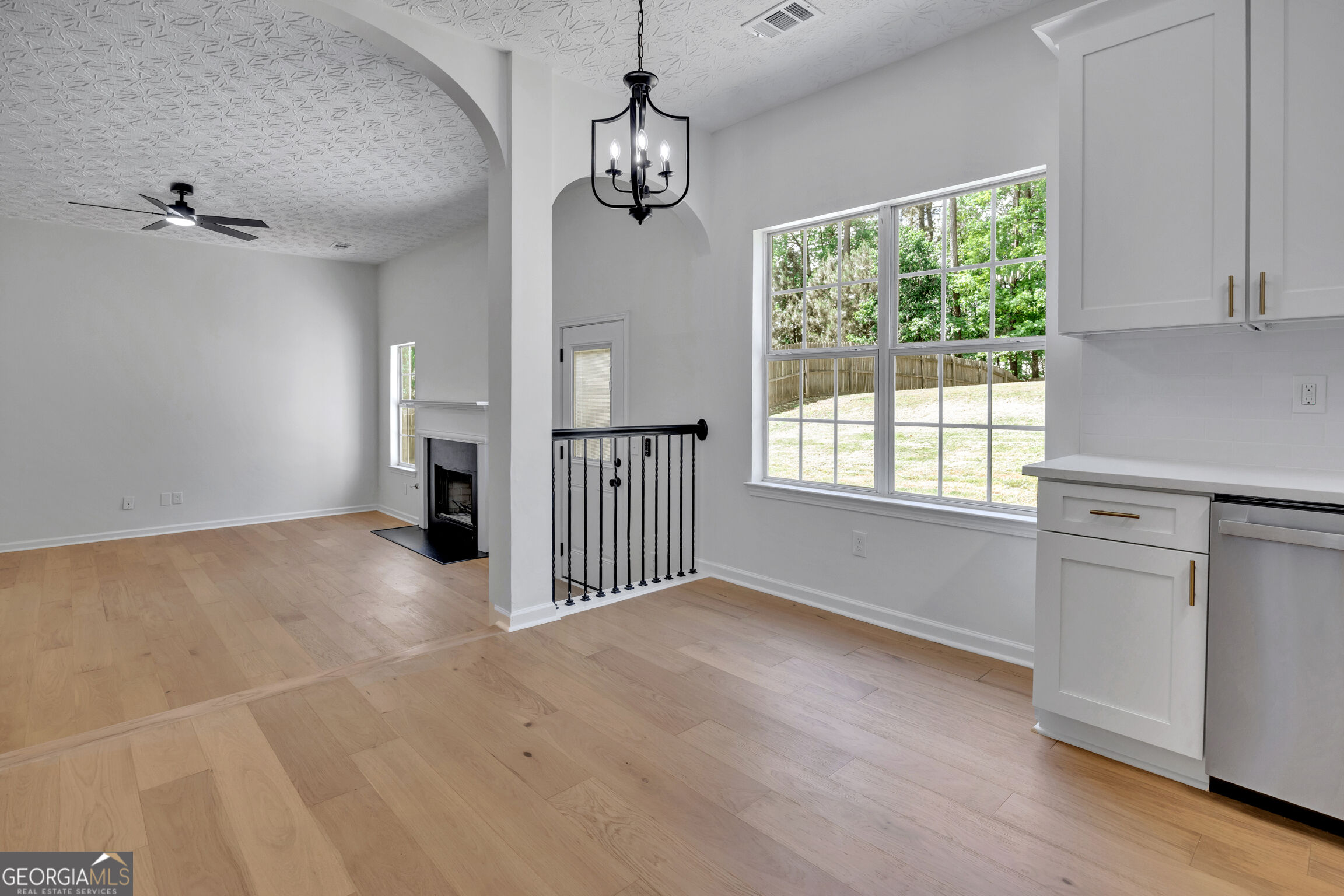 2381 Watson Fain Trail Property Photo 14