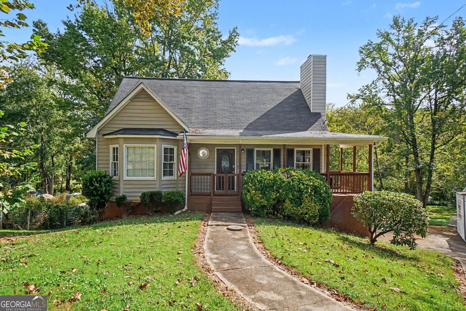 481 Don Circle Sw Property Photo 2
