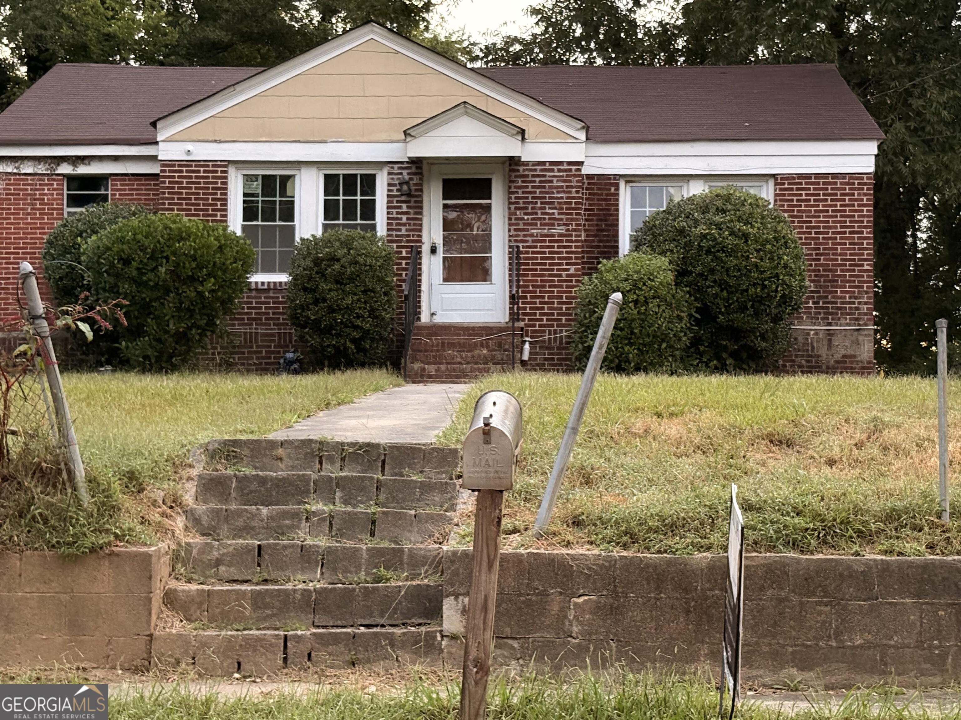 212 Grady Avenue Ne Property Photo 1