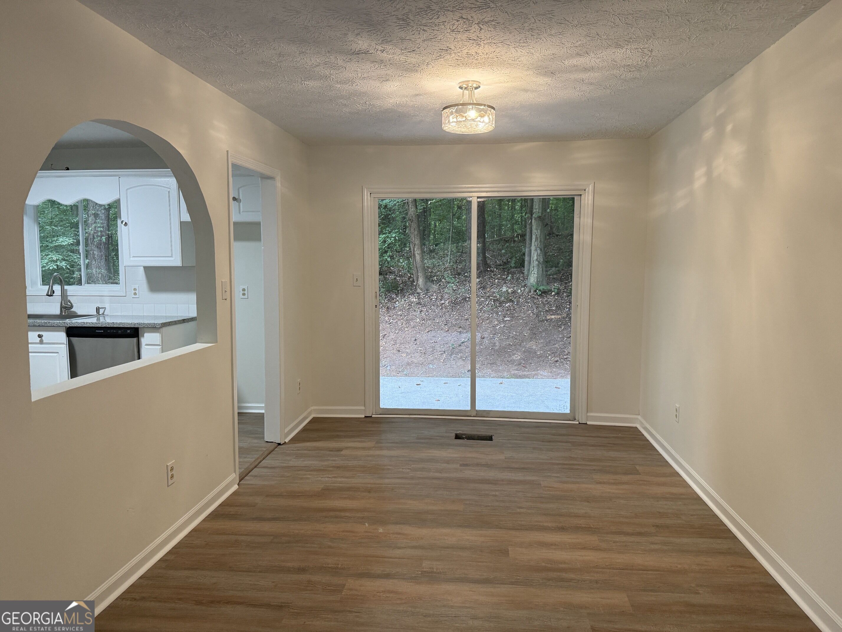 5959 Simone Drive Property Photo 13