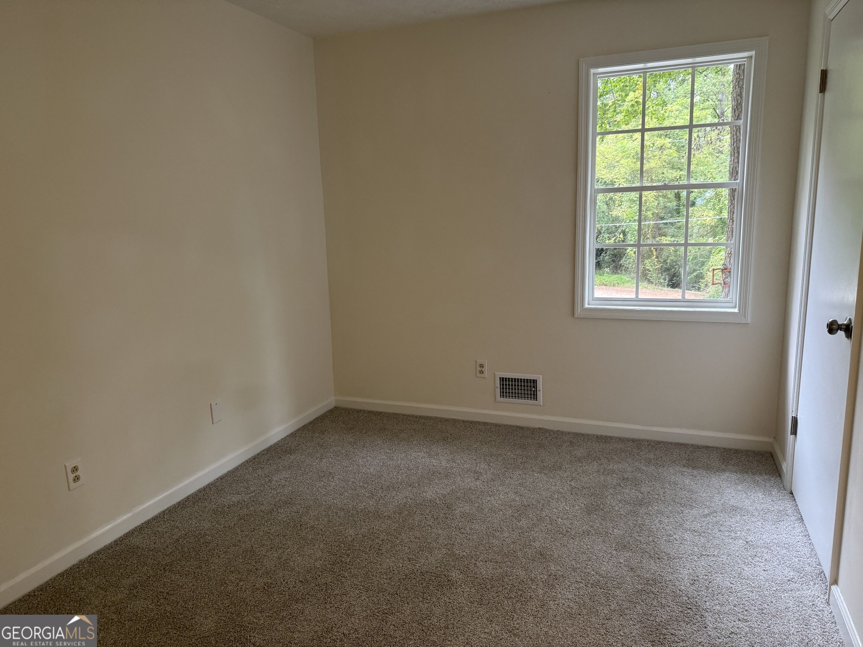 5959 Simone Drive Property Photo 22