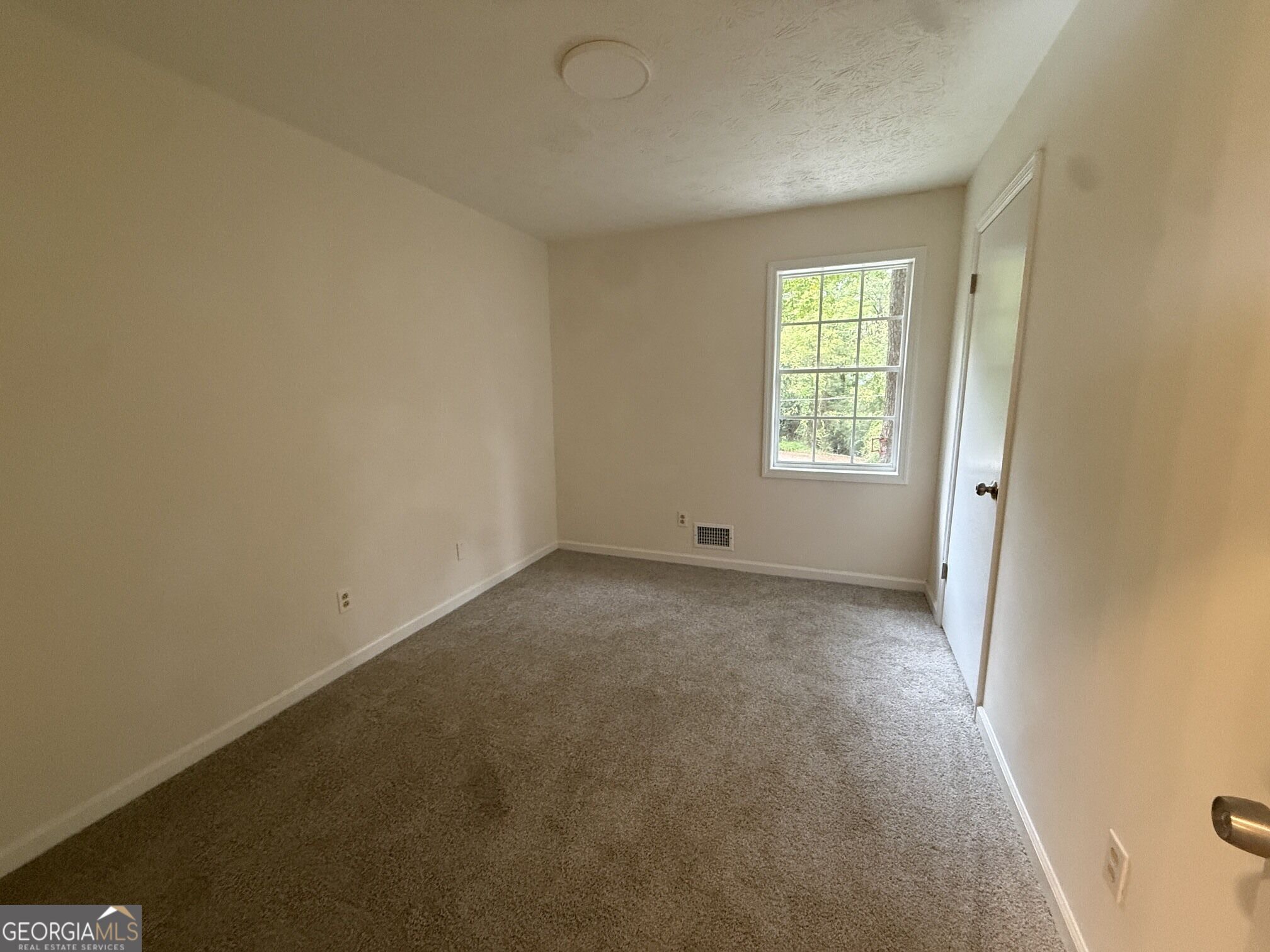 5959 Simone Drive Property Photo 23