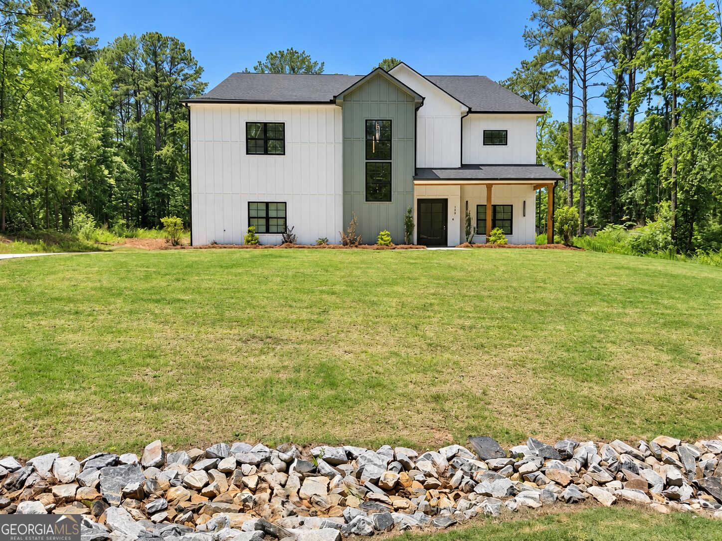 140 Wesley Place Property Photo 1