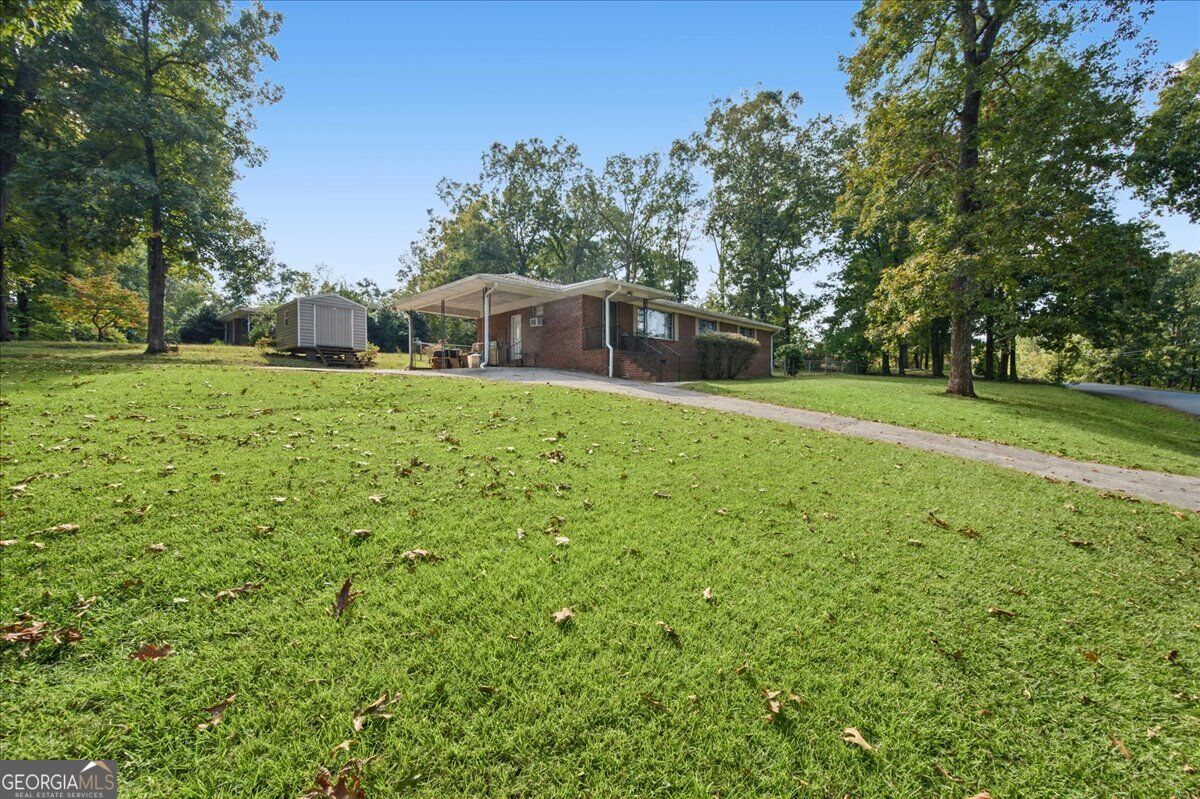 40 Summit Drive Se Property Photo 4