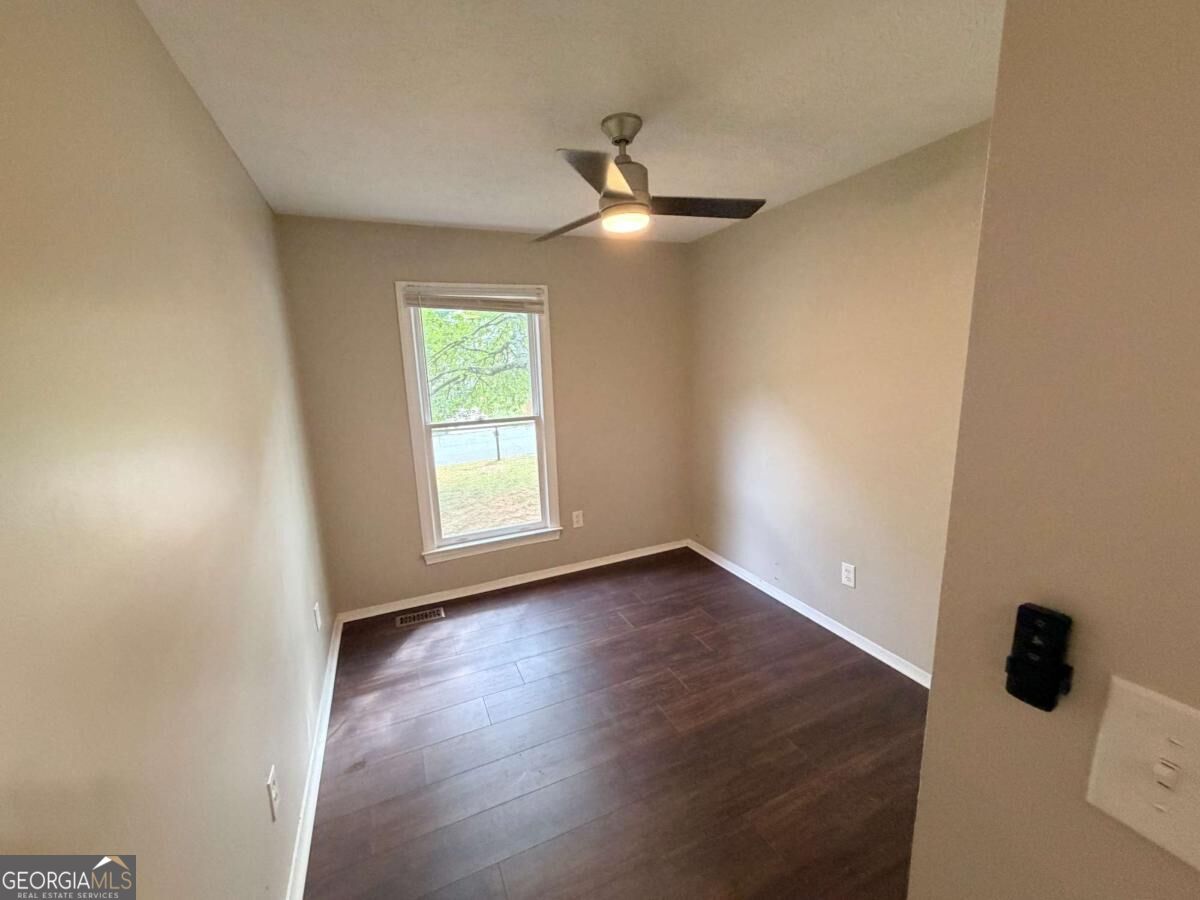 305 Birch Rill Drive Property Photo 15