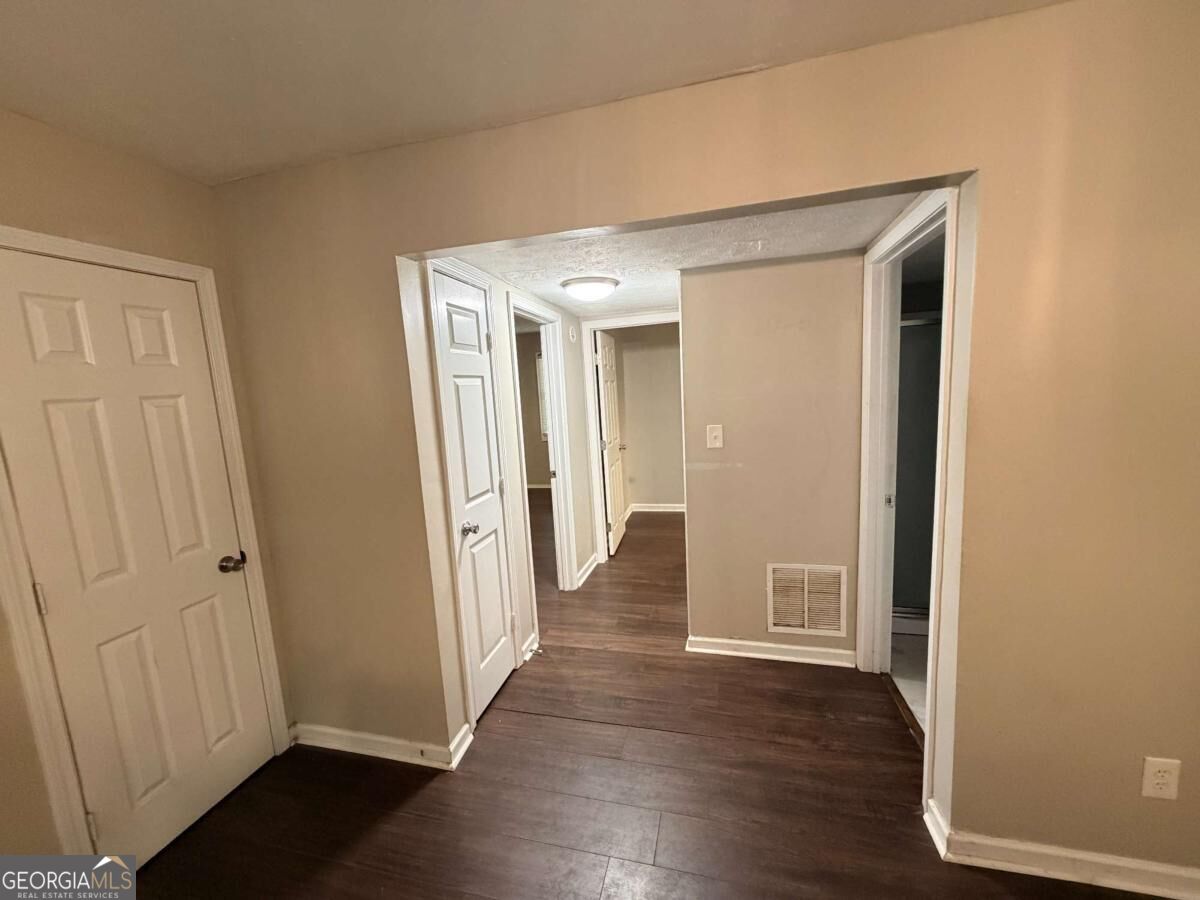 305 Birch Rill Drive Property Photo 21