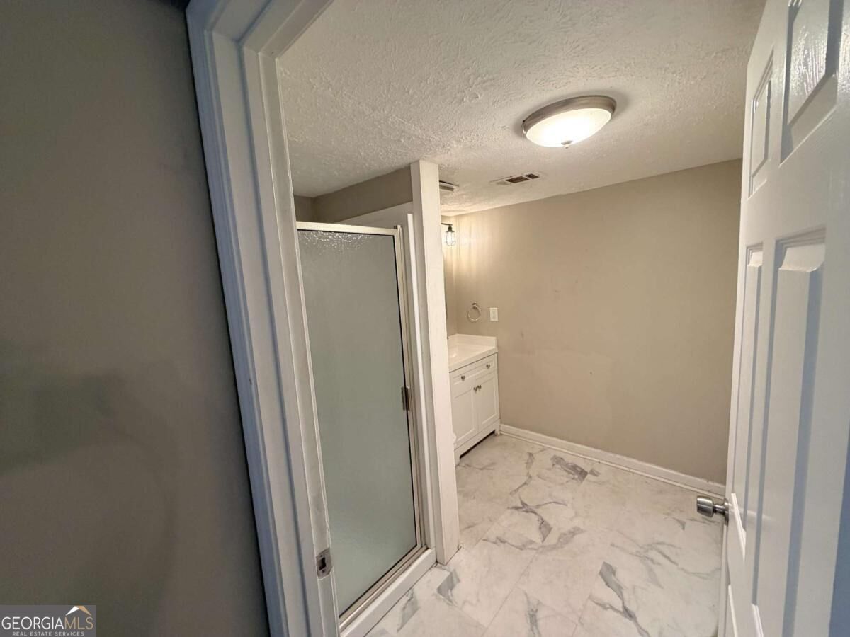 305 Birch Rill Drive Property Photo 22