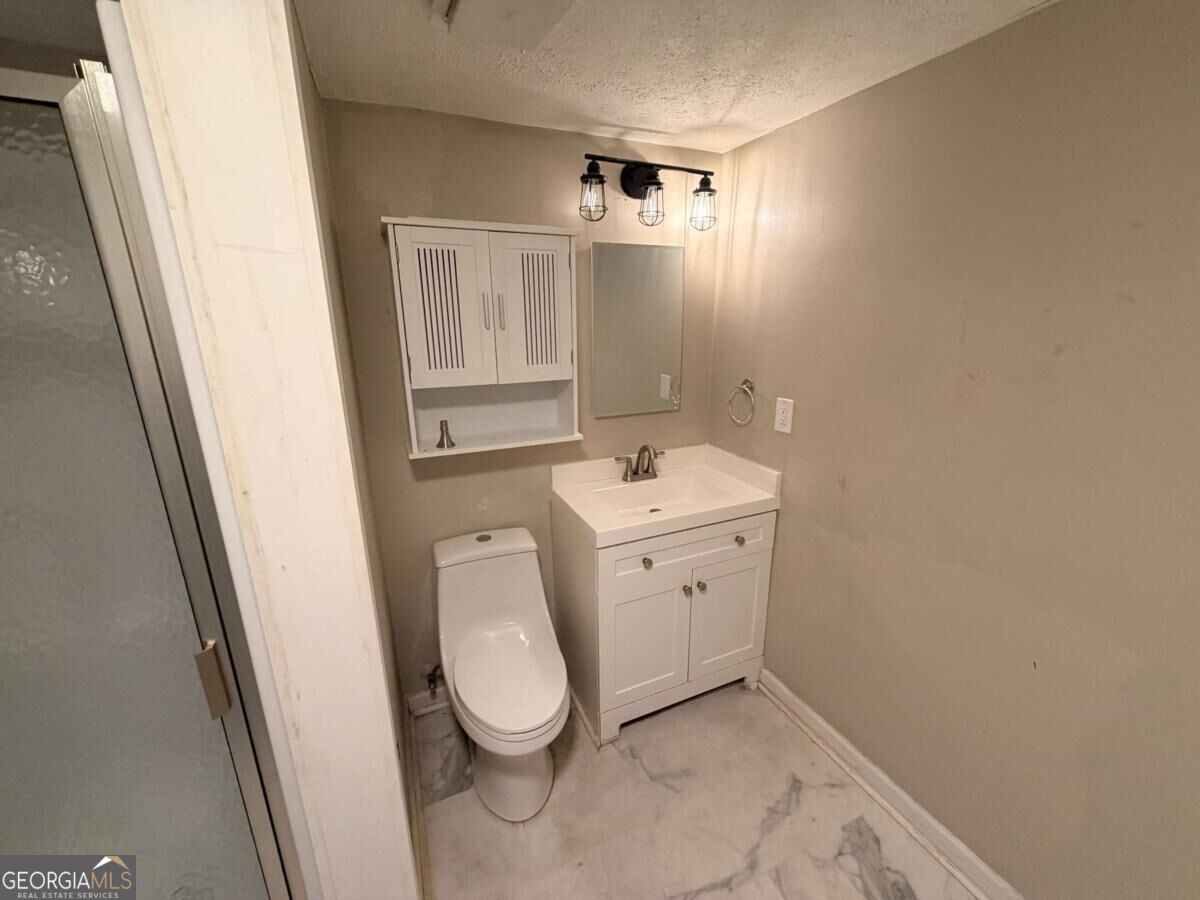 305 Birch Rill Drive Property Photo 23